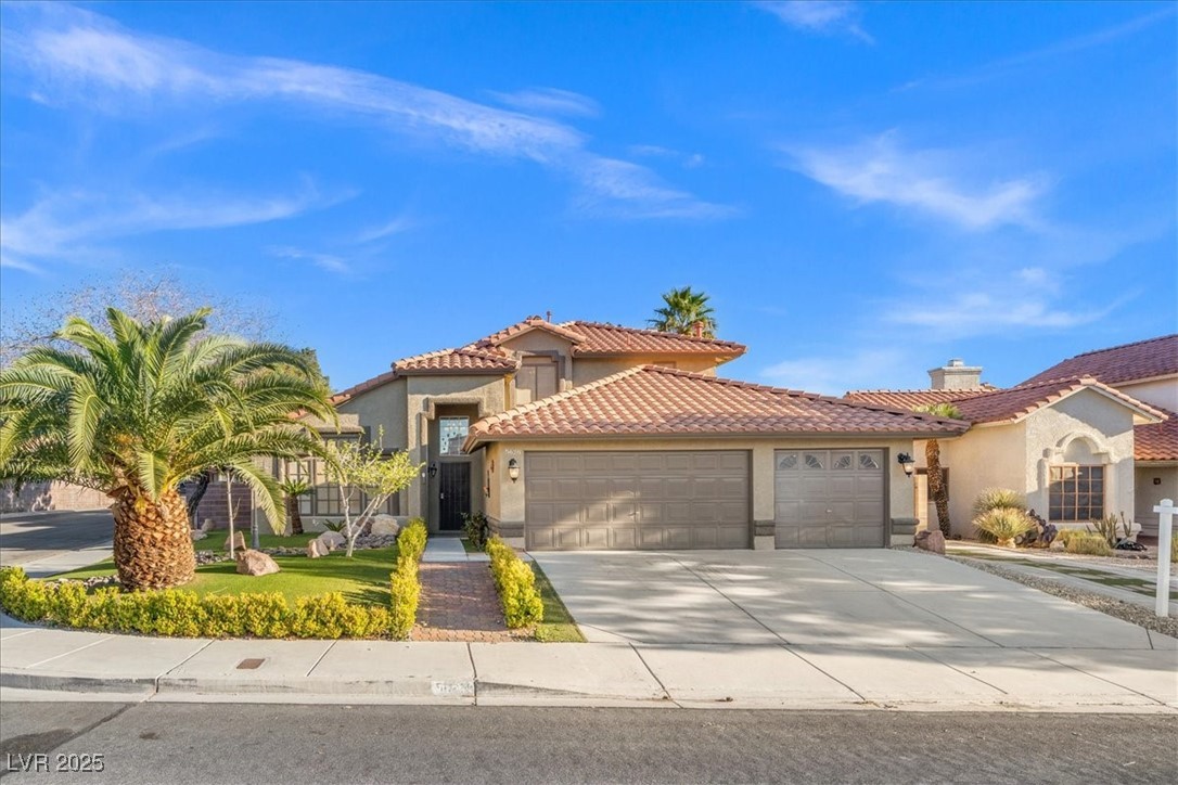 5628 Crimson Ridge Drive