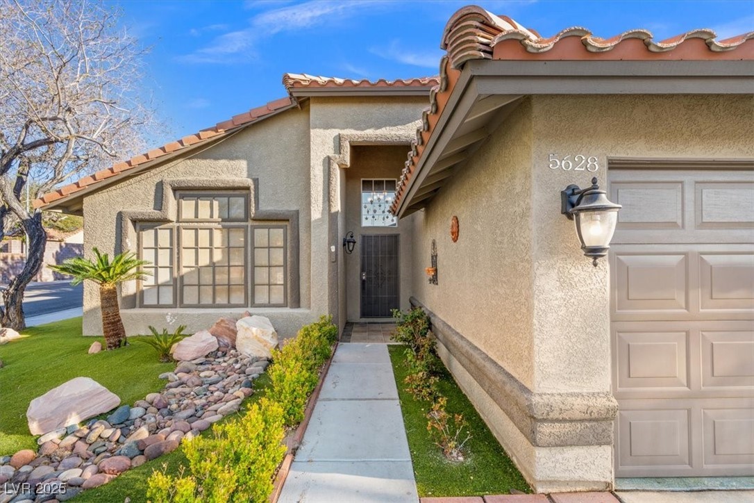 5628 Crimson Ridge Drive