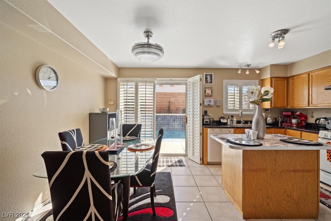 1063 Gurneys Eagle Avenue