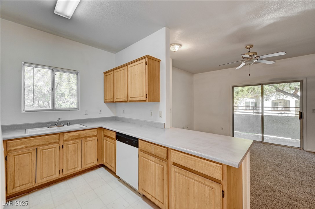 5655 East Sahara Avenue 2046