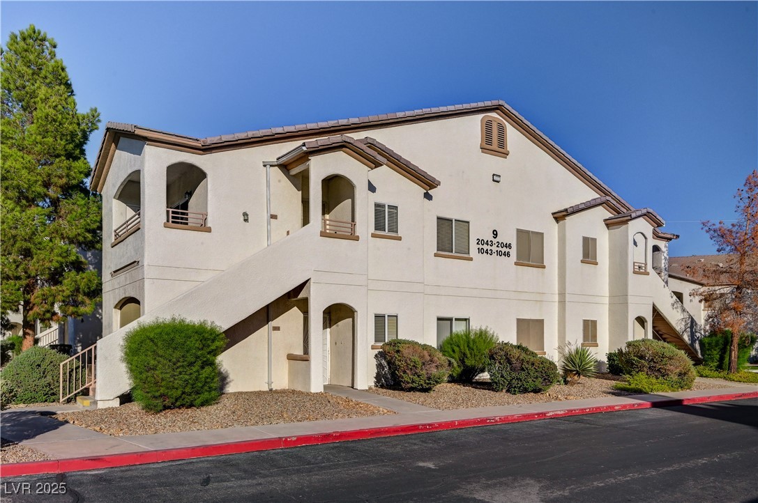 5655 East Sahara Avenue 2046
