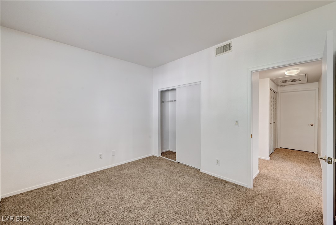 5655 East Sahara Avenue 2046