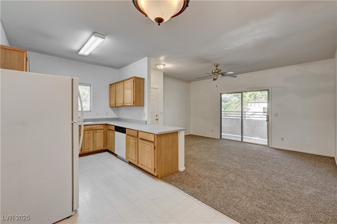 5655 East Sahara Avenue 2046