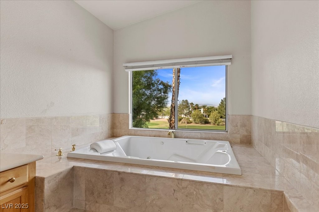 1906 Grey Eagle Street