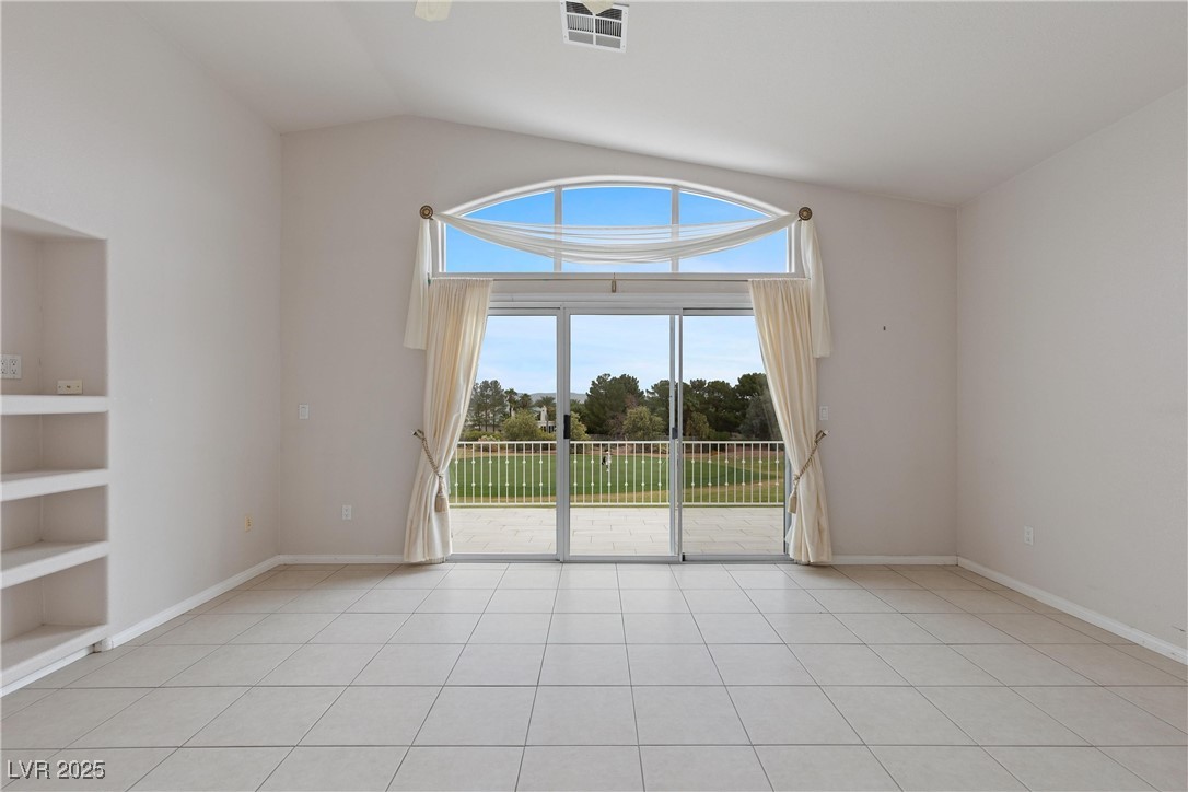 1906 Grey Eagle Street