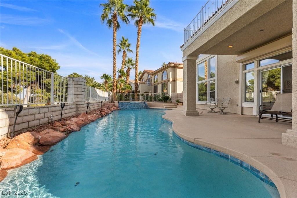 1906 Grey Eagle Street