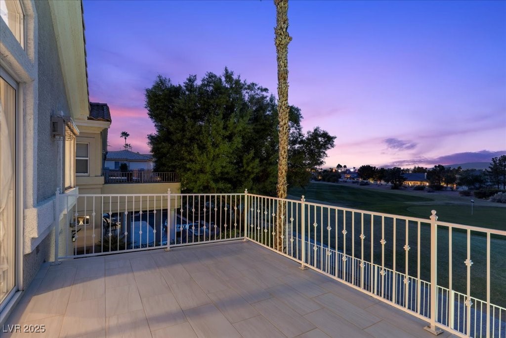 1906 Grey Eagle Street