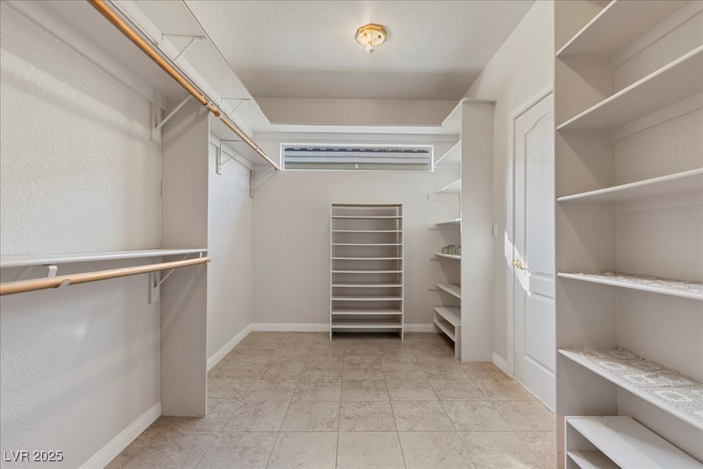 1906 Grey Eagle Street