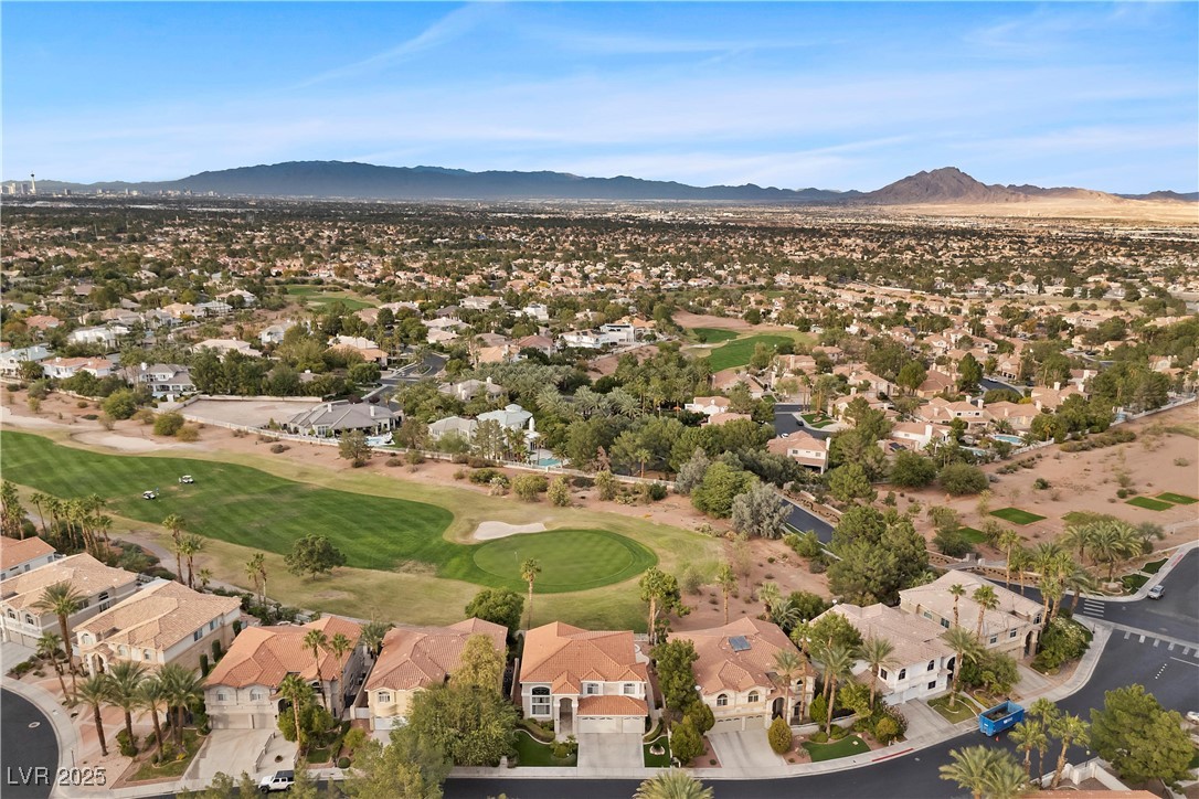 1906 Grey Eagle Street