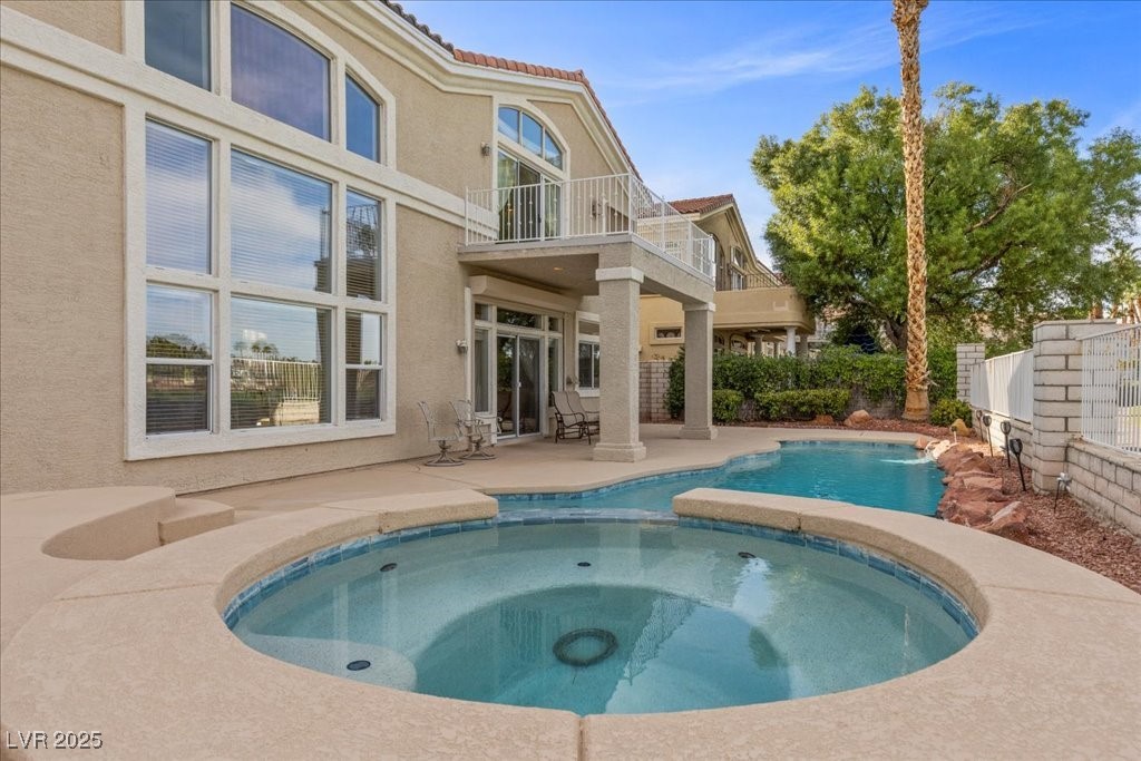 1906 Grey Eagle Street