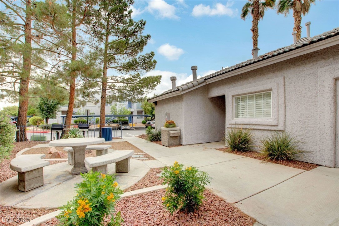 2201 Ramsgate Drive 911