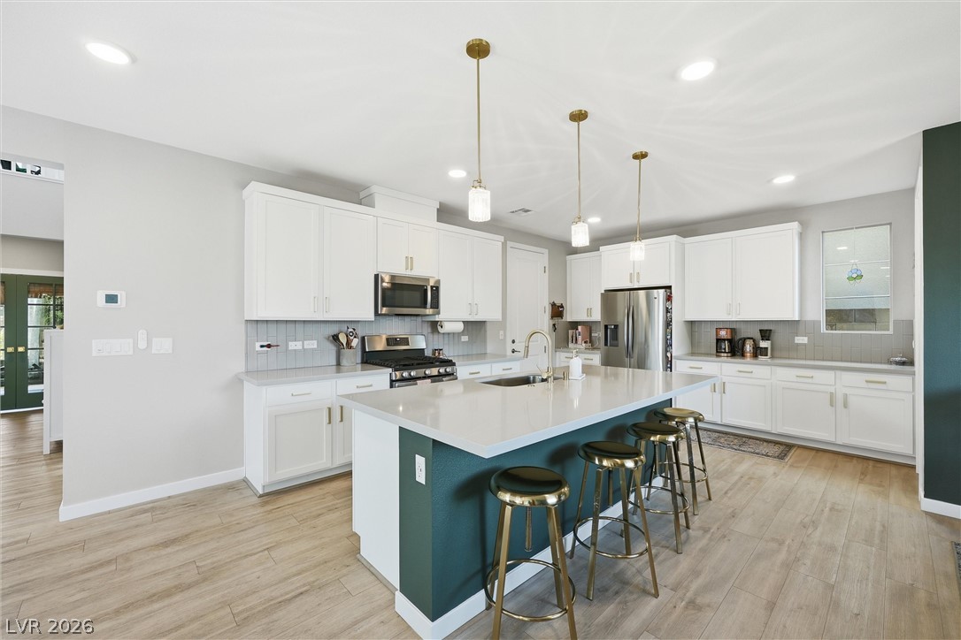 6922 Desert Finch Street