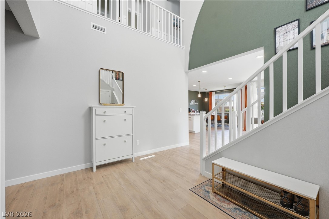 6922 Desert Finch Street