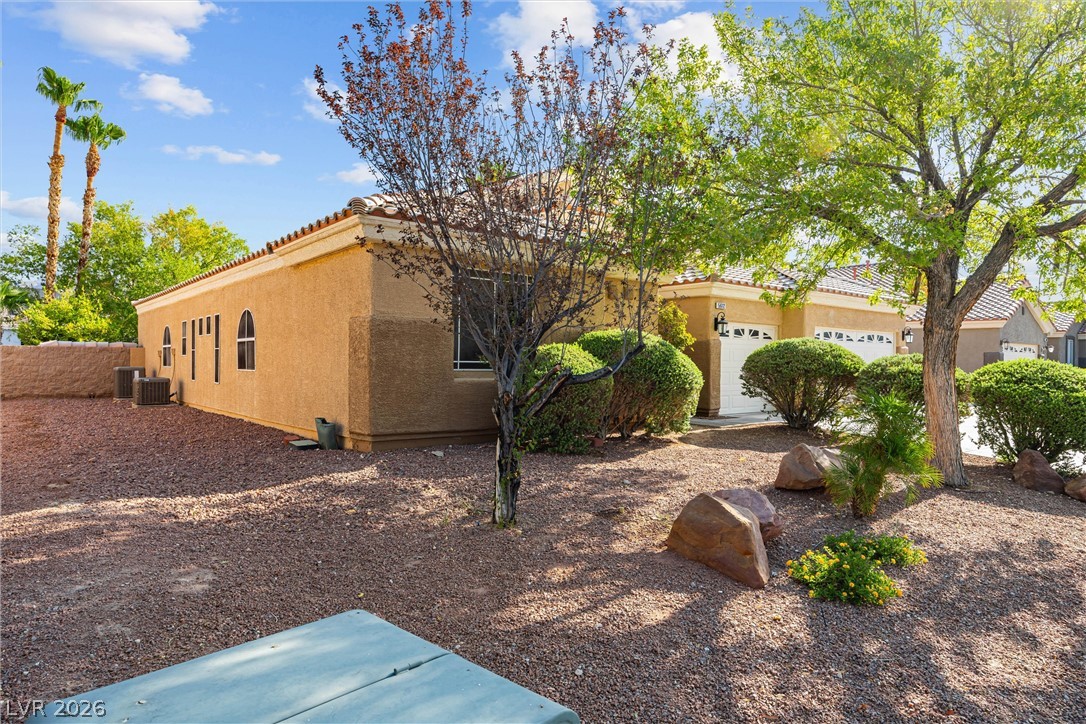 5612 Summer Splash Court