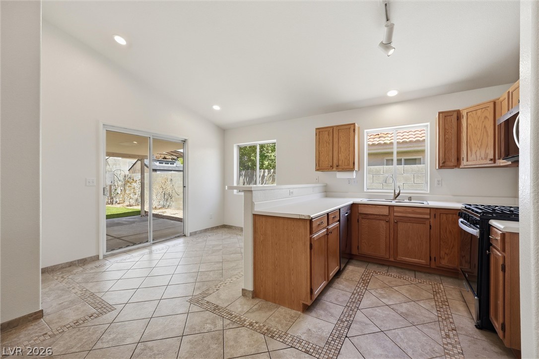 1221 Rainbow Meadows Drive