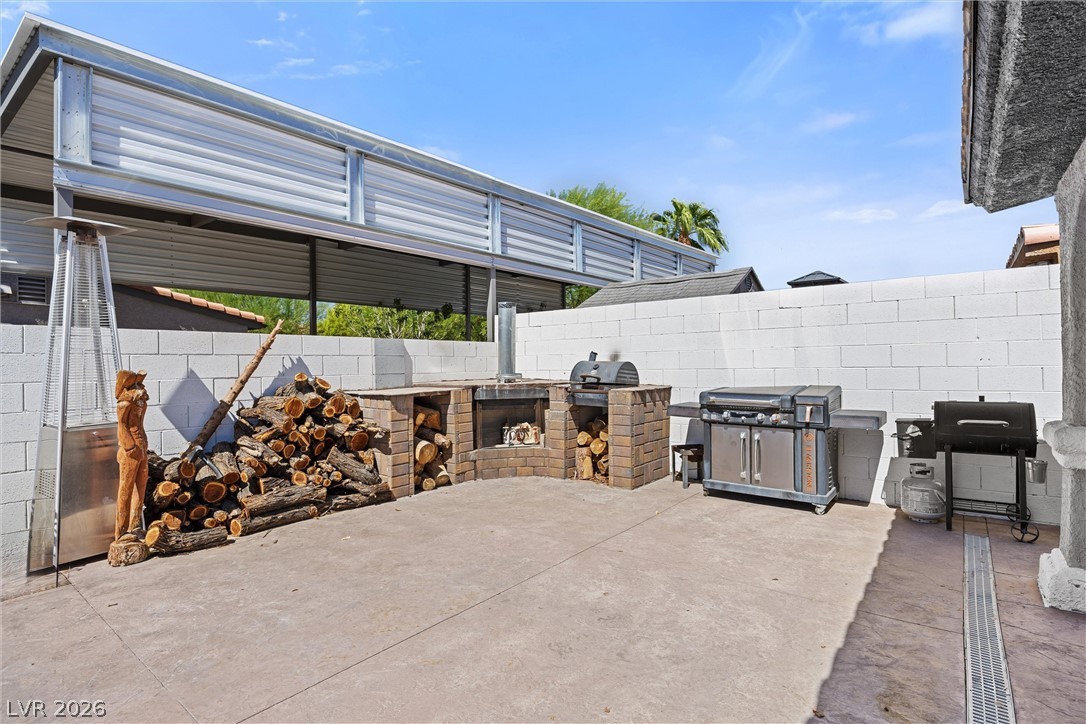 1691 Tangerine Rose Drive