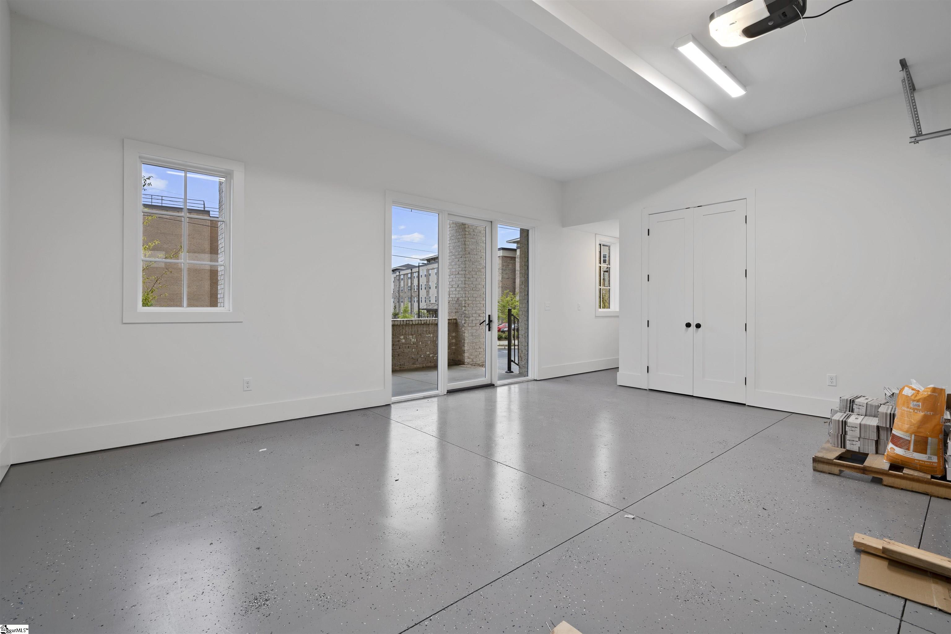 39 Thruston Street