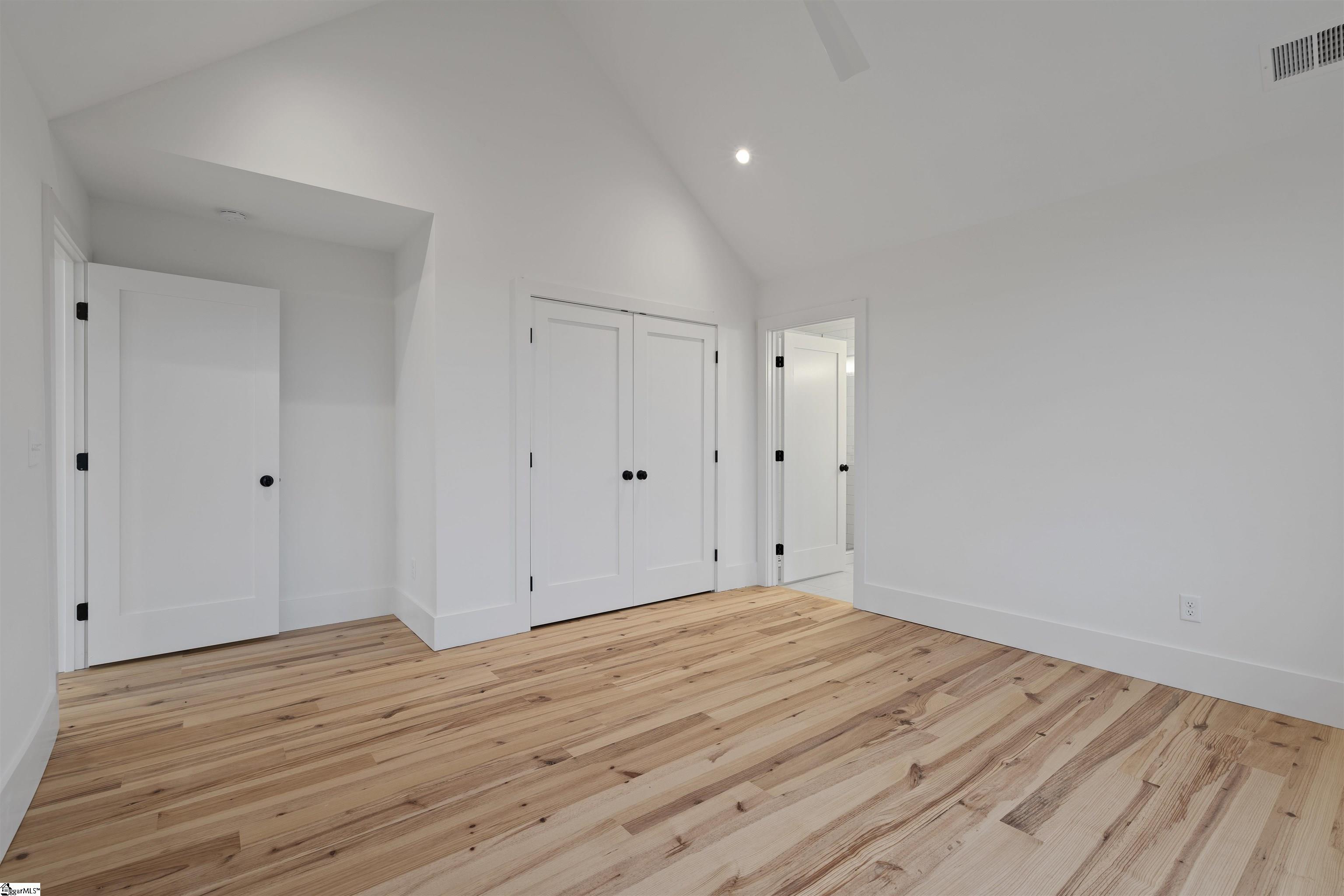 39 Thruston Street