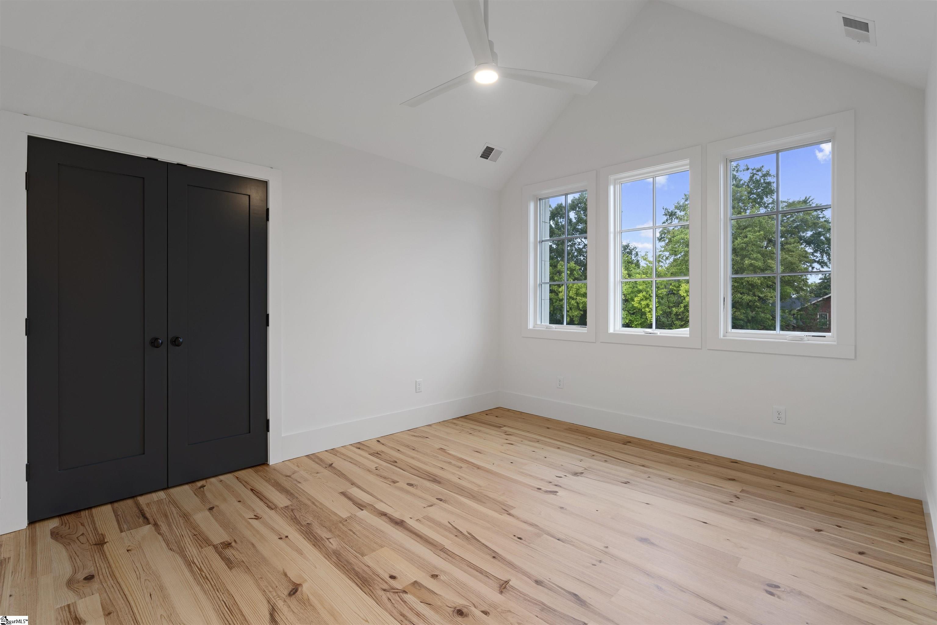 38 Claussen Avenue