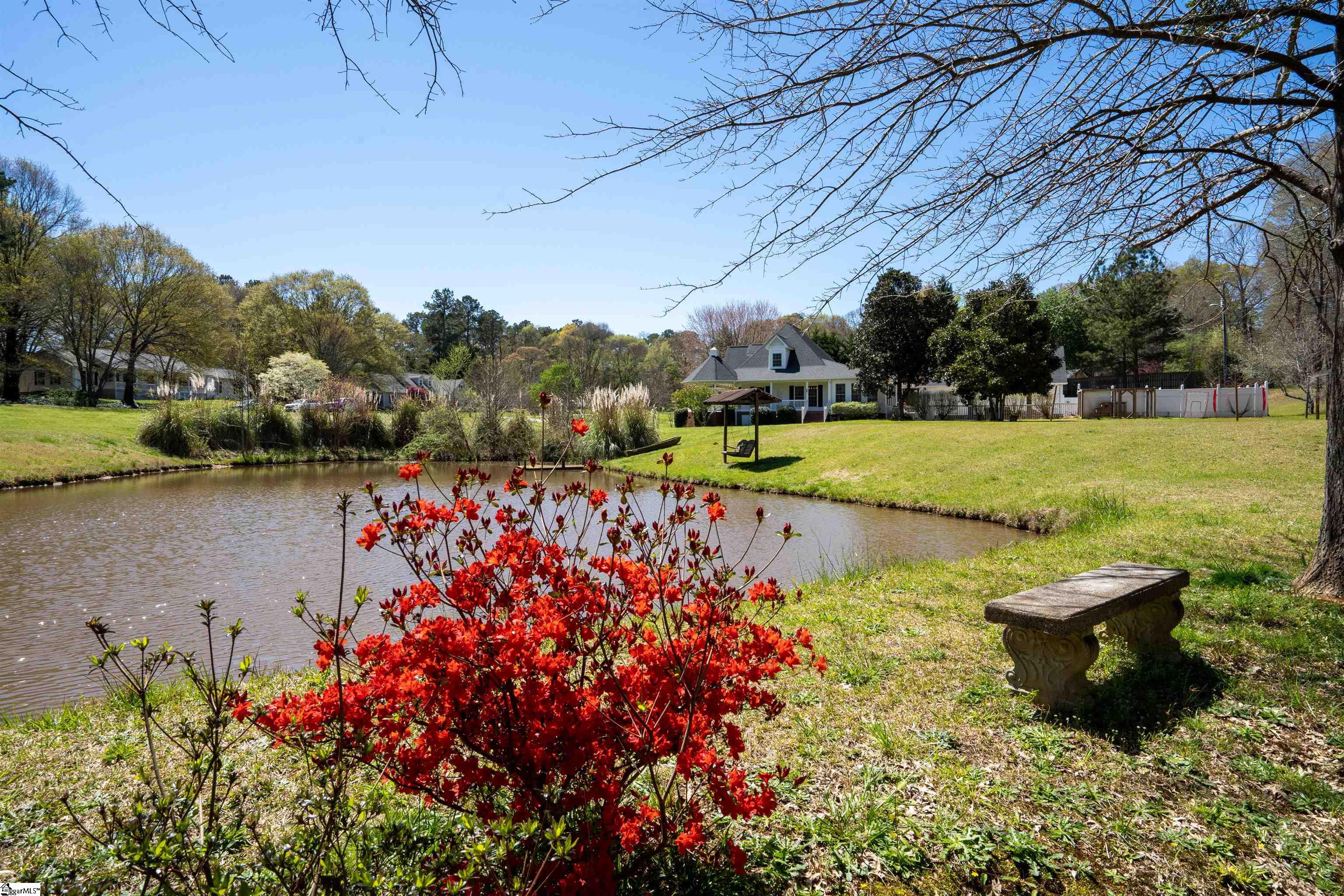 8 Nicklaus Drive