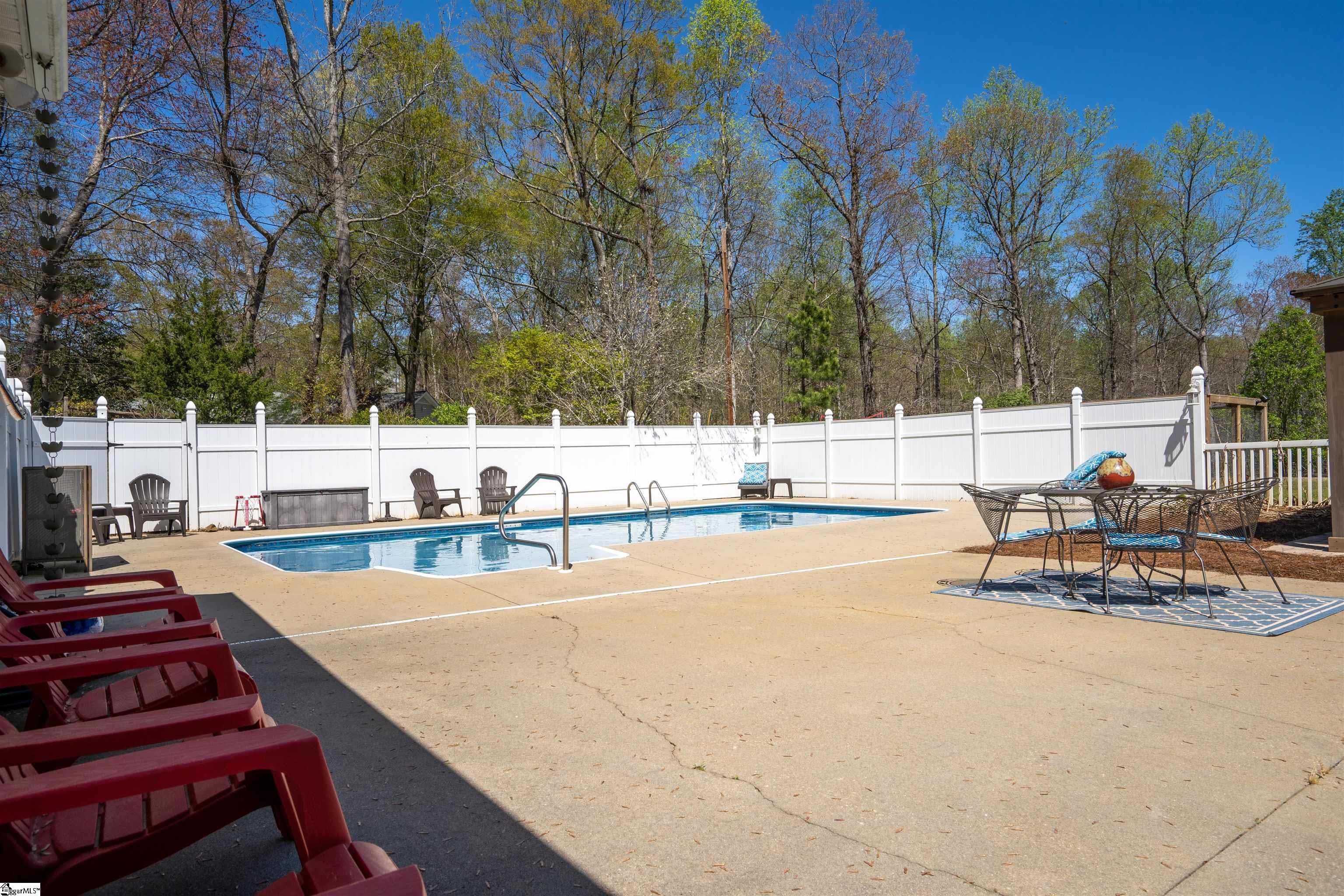 8 Nicklaus Drive