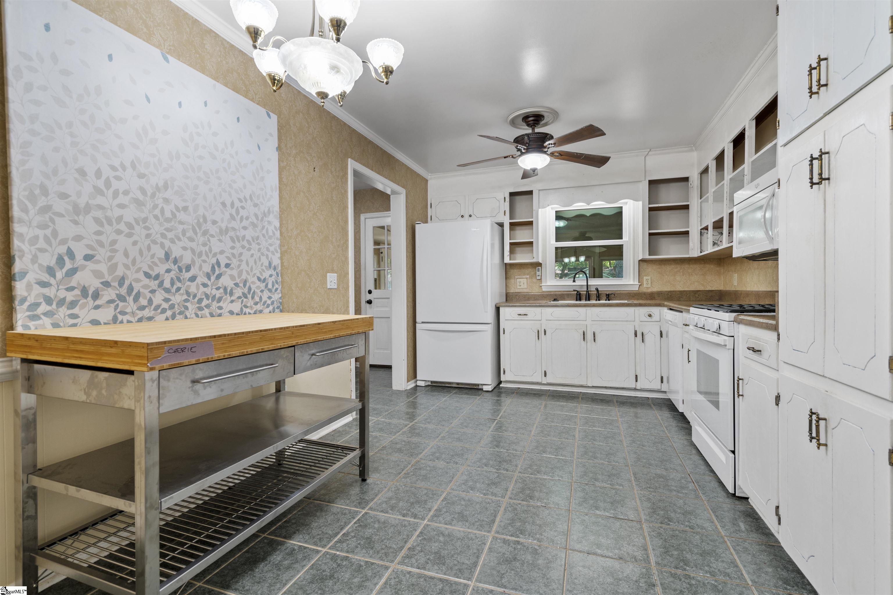 411 Aster Drive