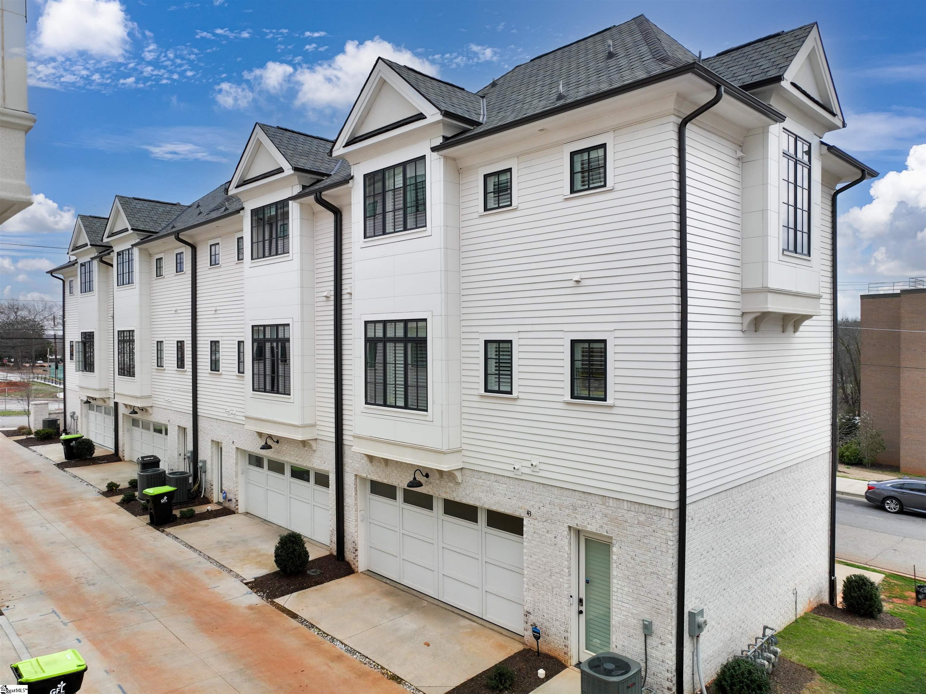 43 Thruston Street