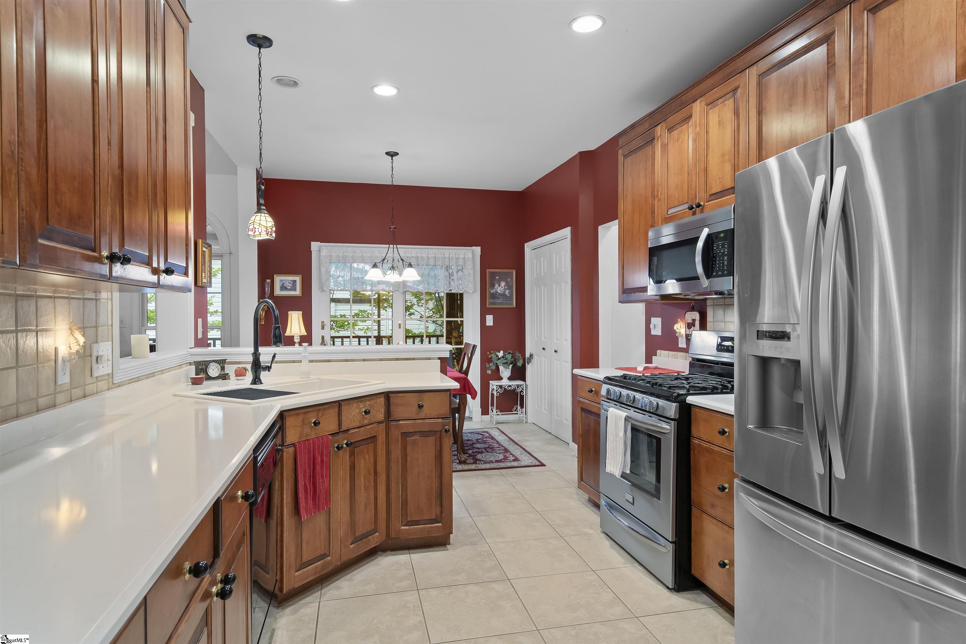 1 Fox Ridge Way