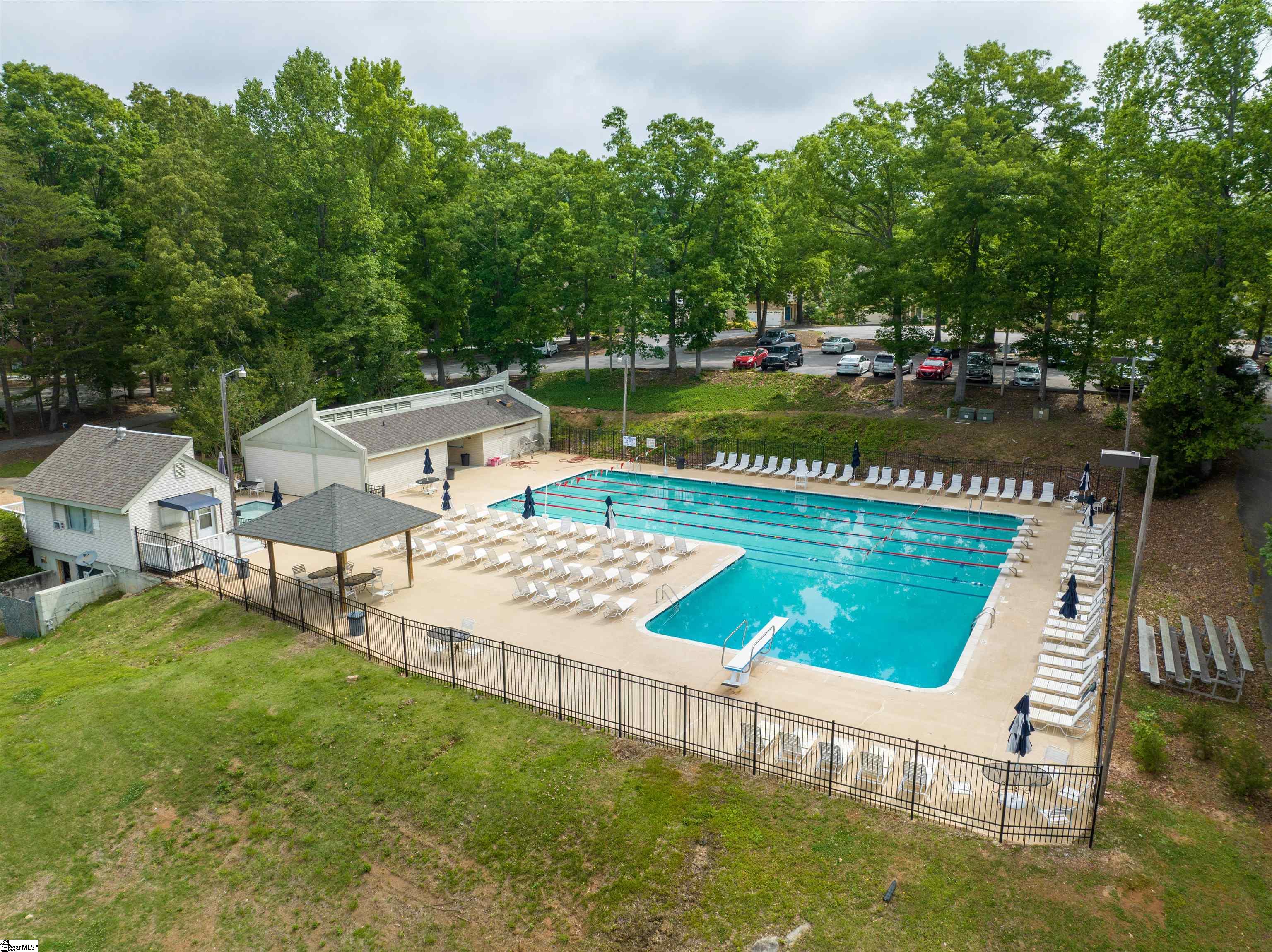 1 Fox Ridge Way