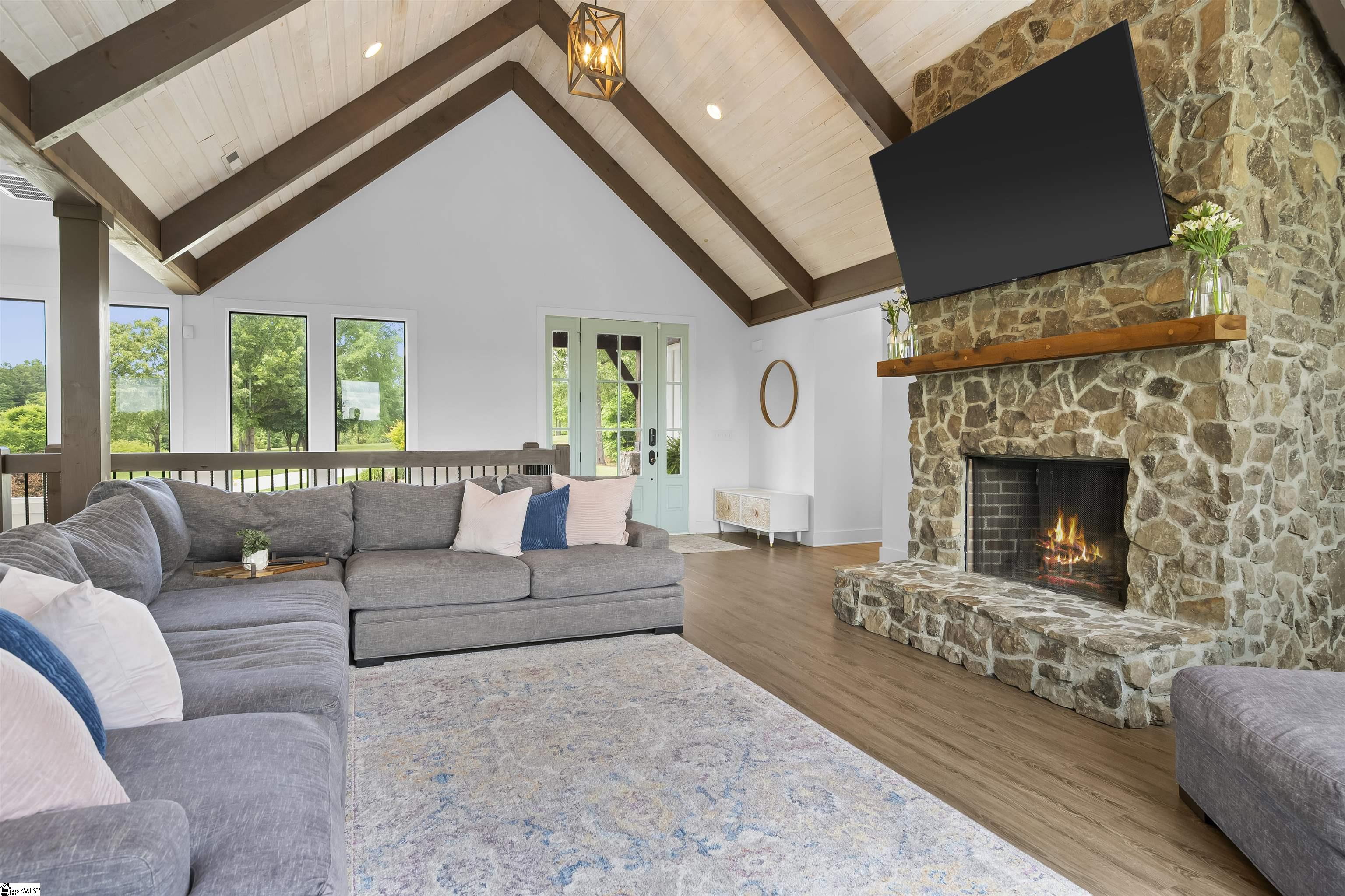 1573 Cooks Bridge Road