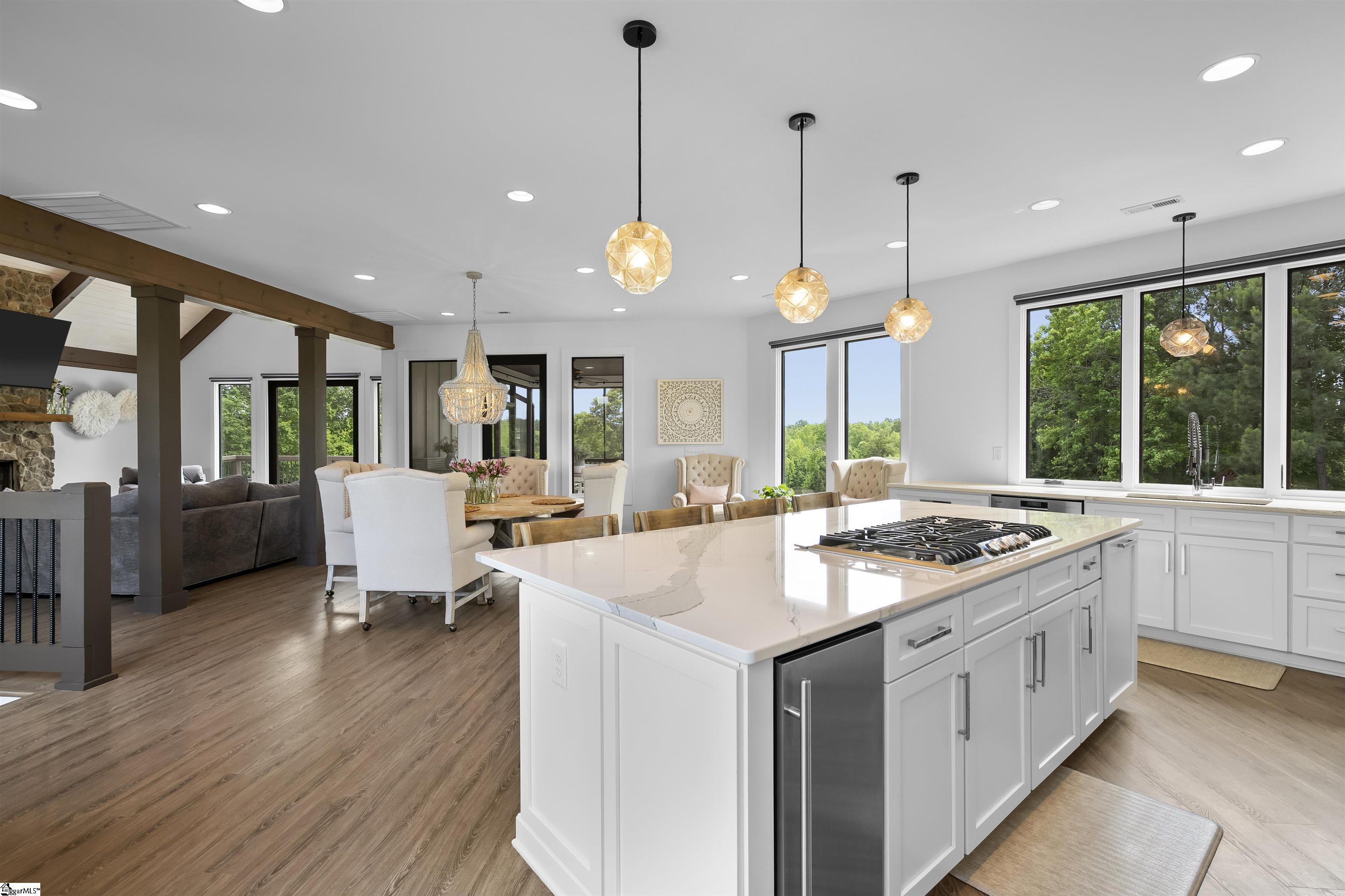 1573 Cooks Bridge Road