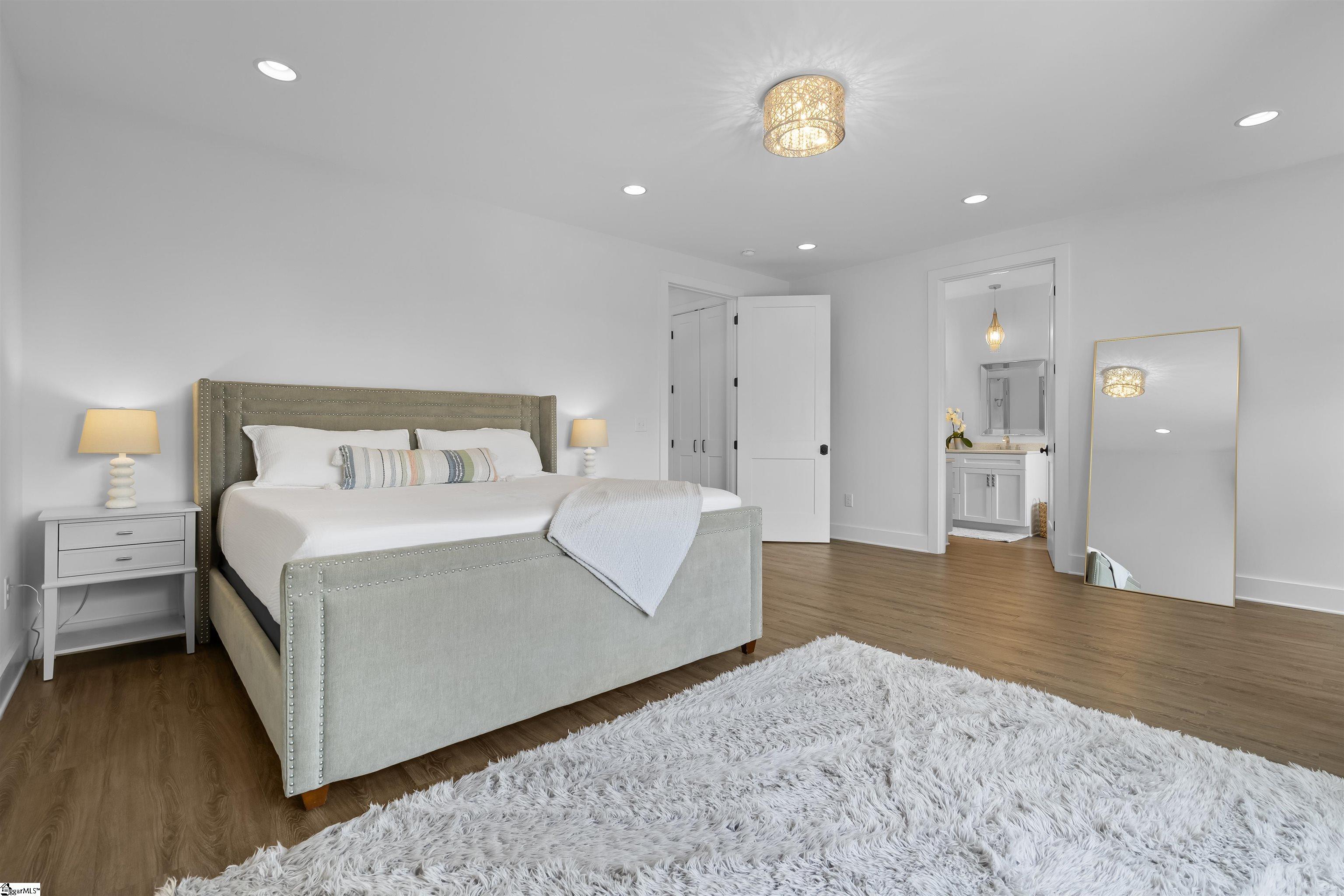 1573 Cooks Bridge Road