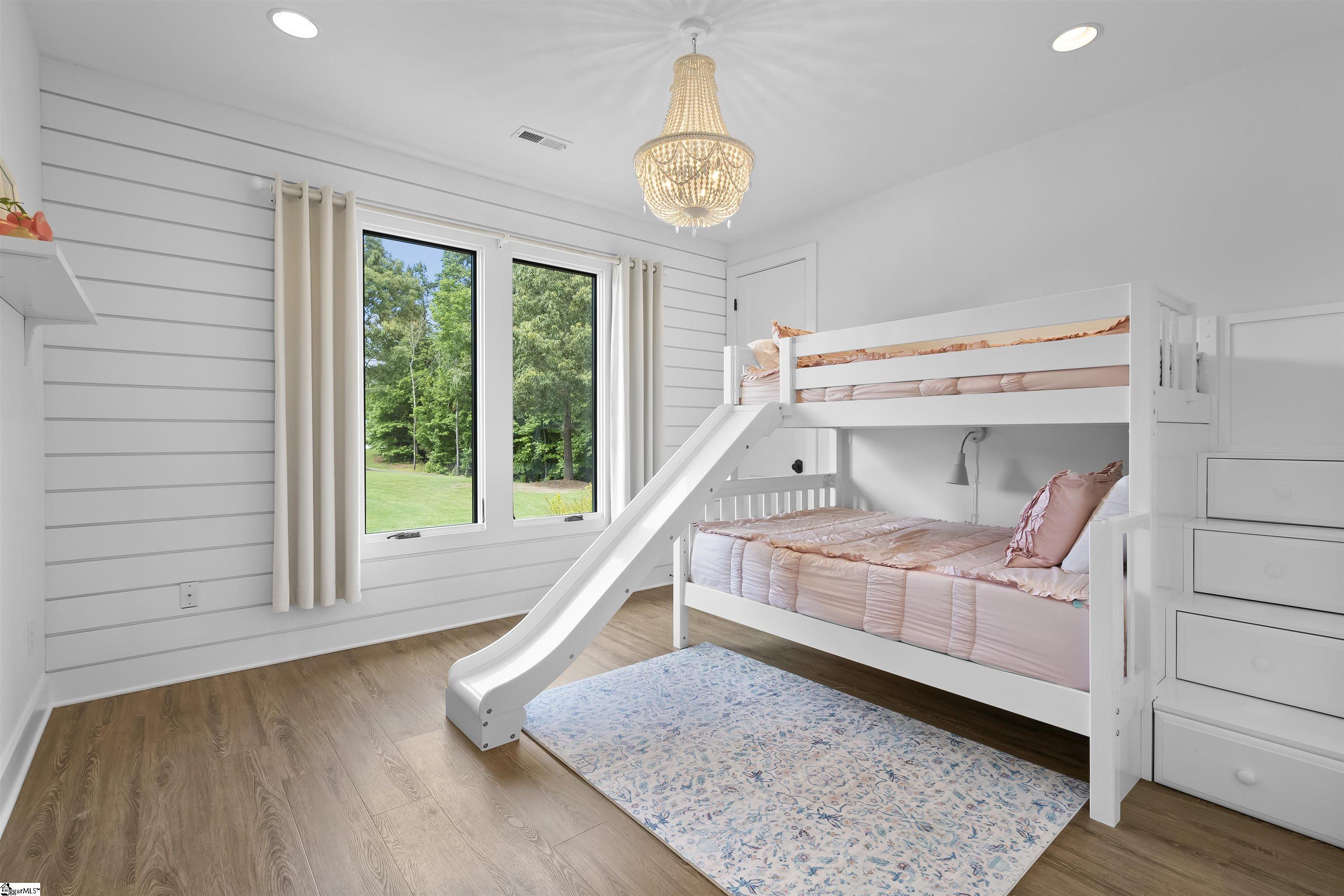 1573 Cooks Bridge Road