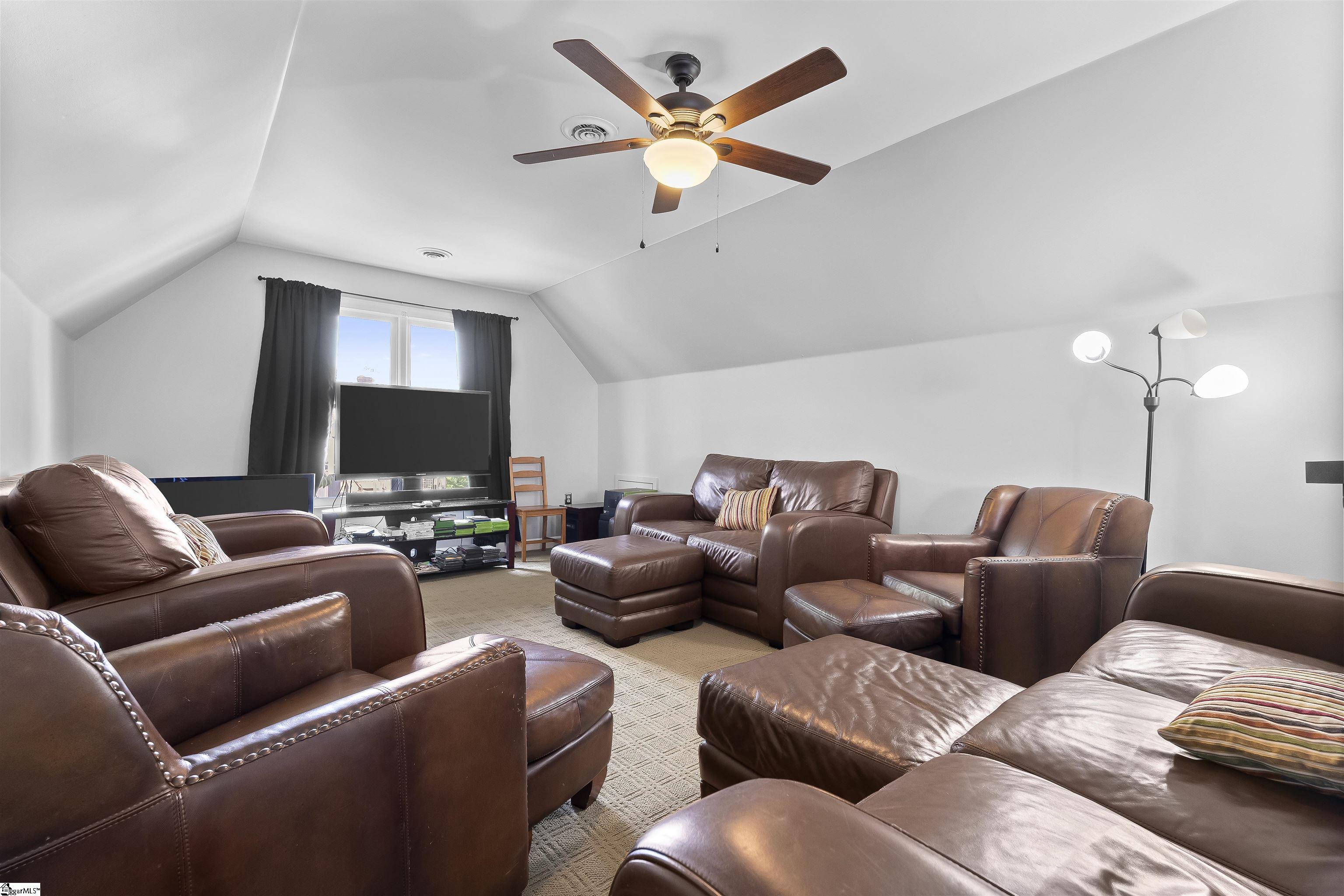 501 Meadowsweet Lane