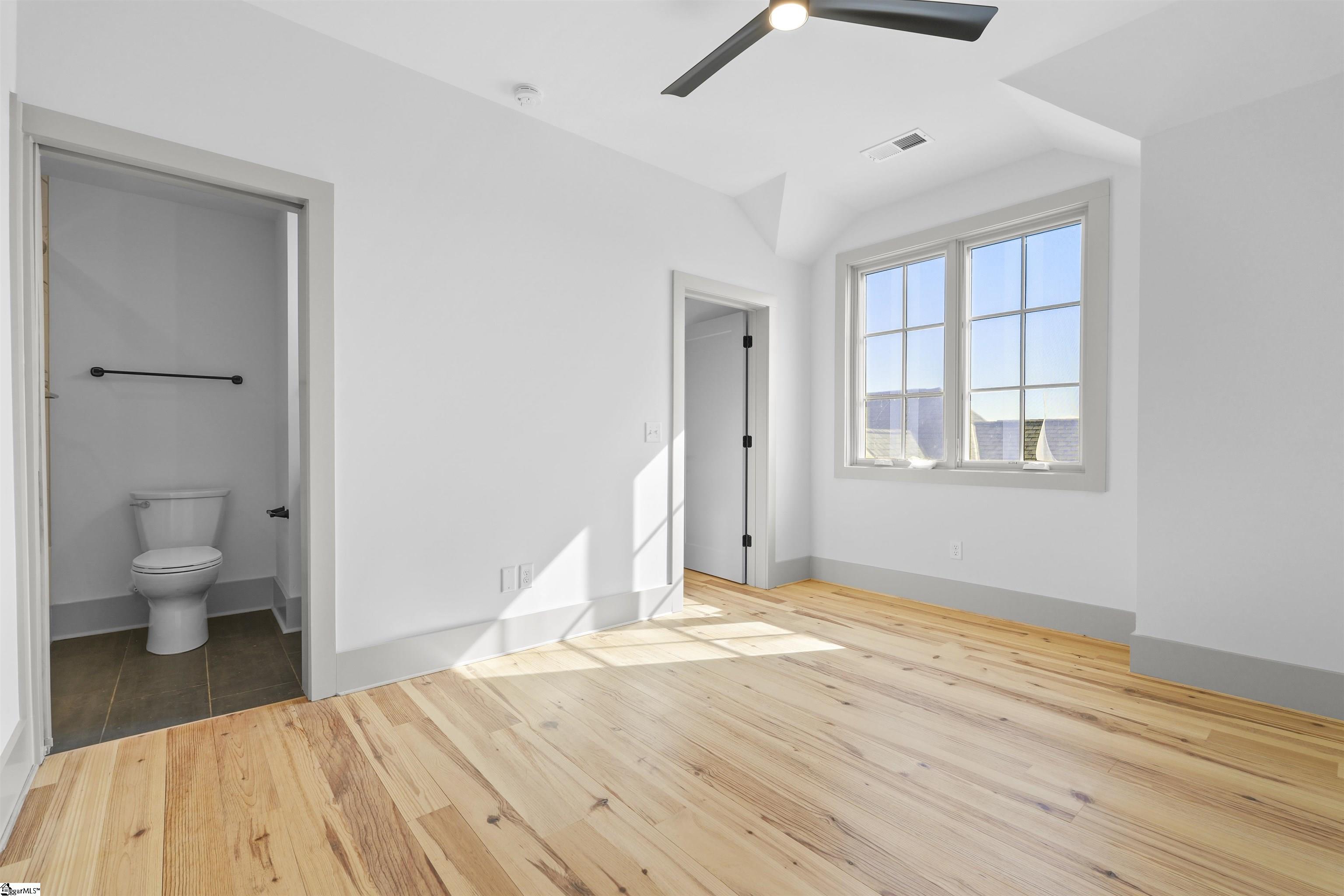 34 Claussen Avenue