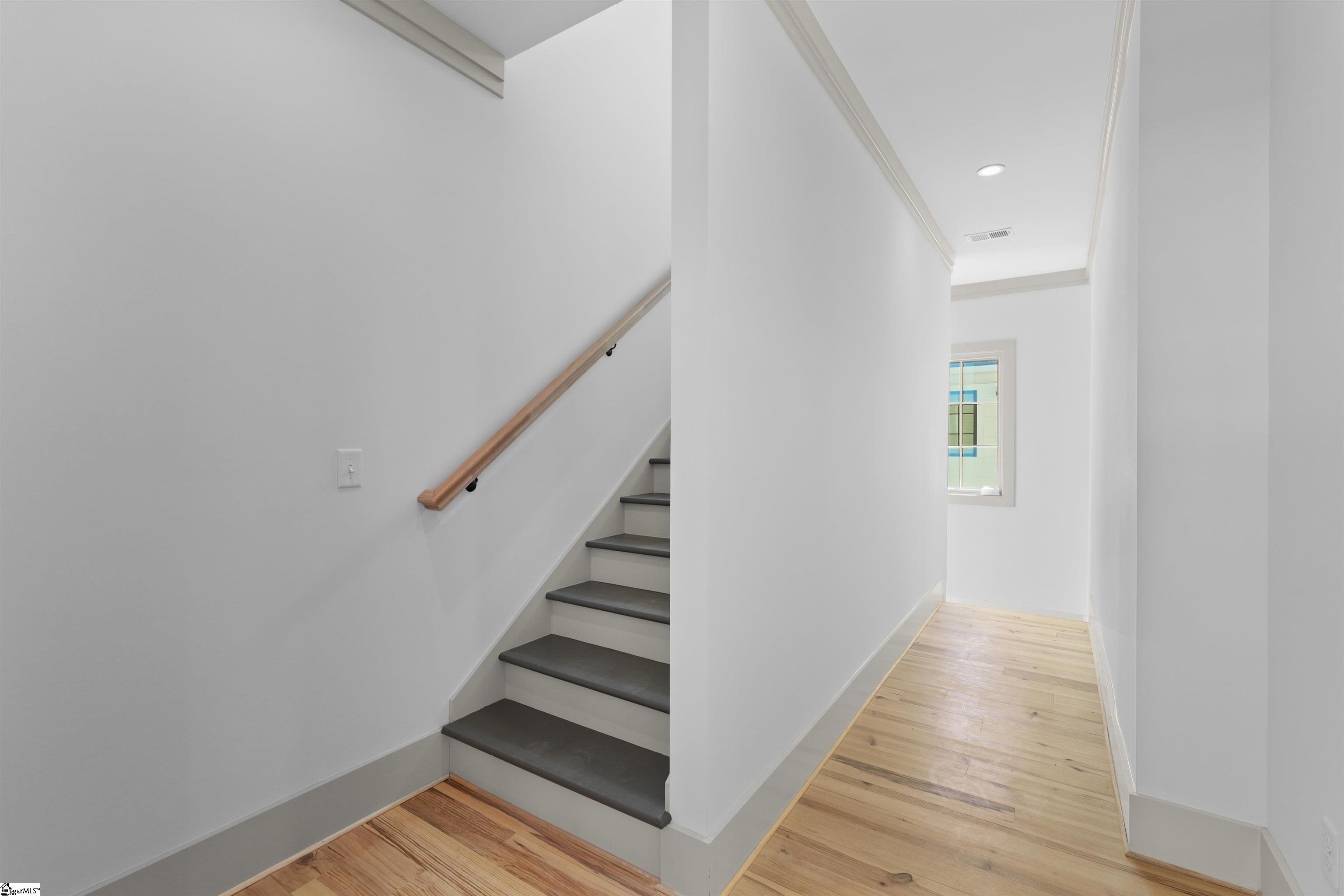 34 Claussen Avenue