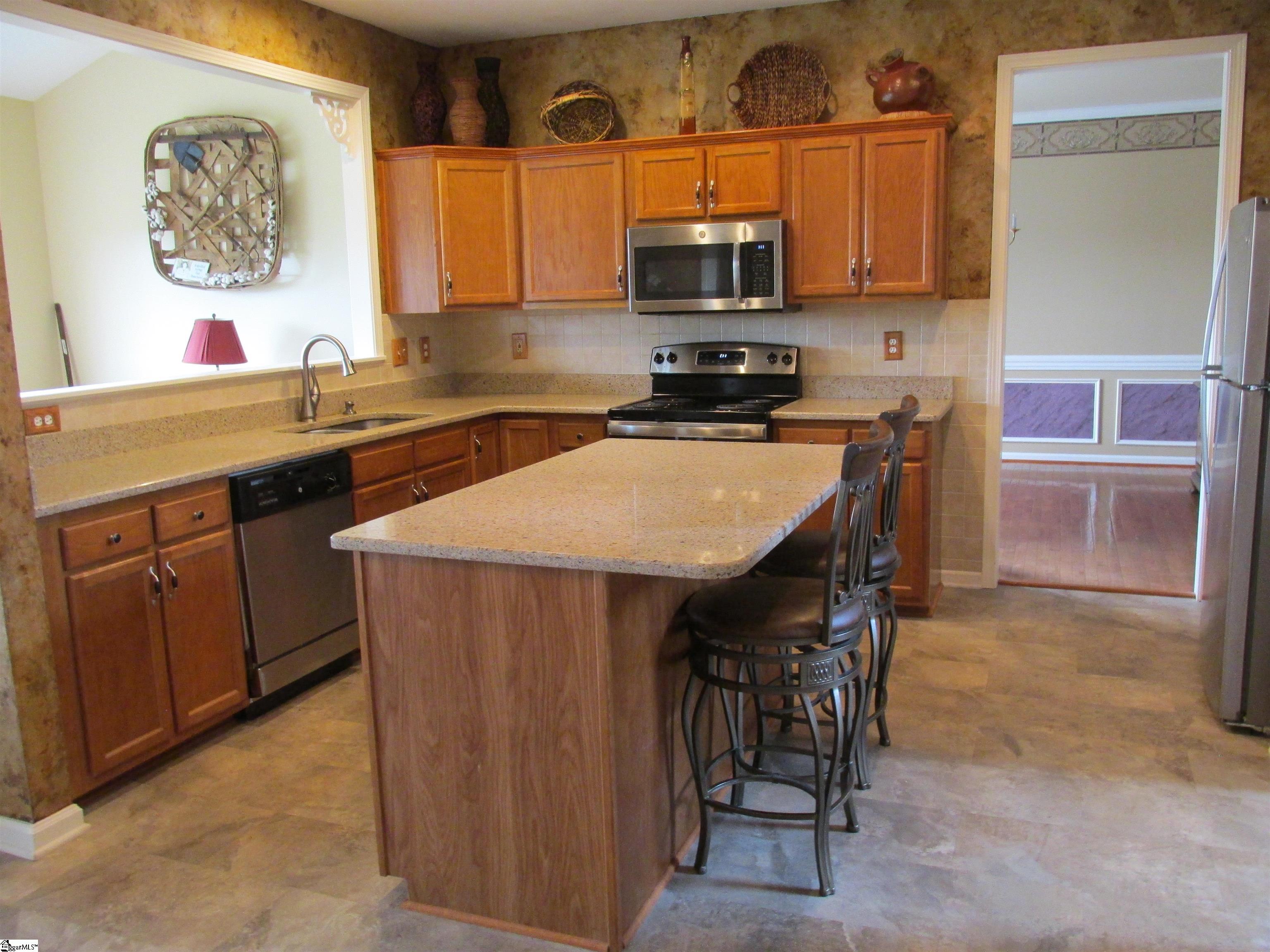 106 Pepperwood Drive