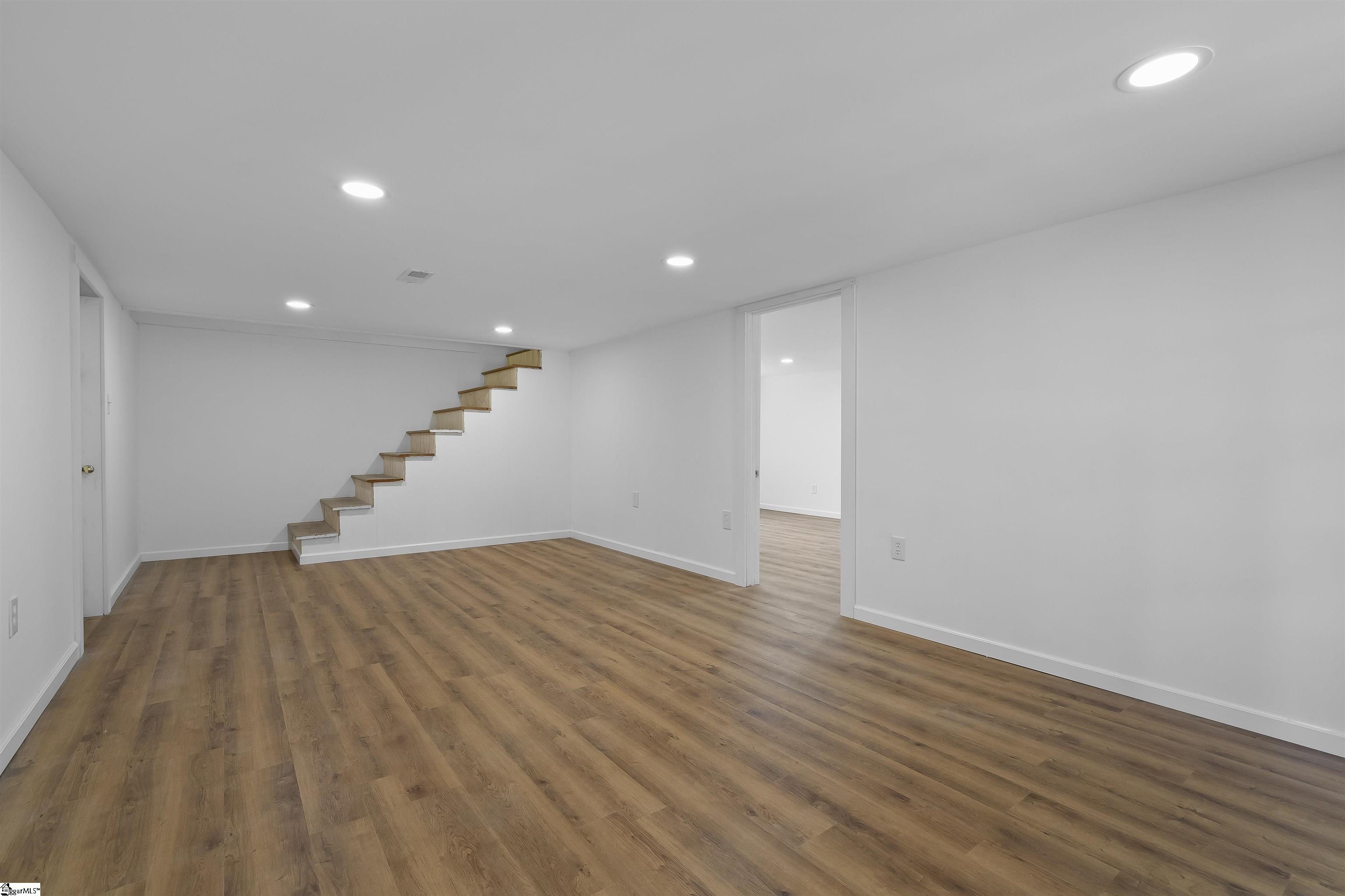 37 Montgomery Street