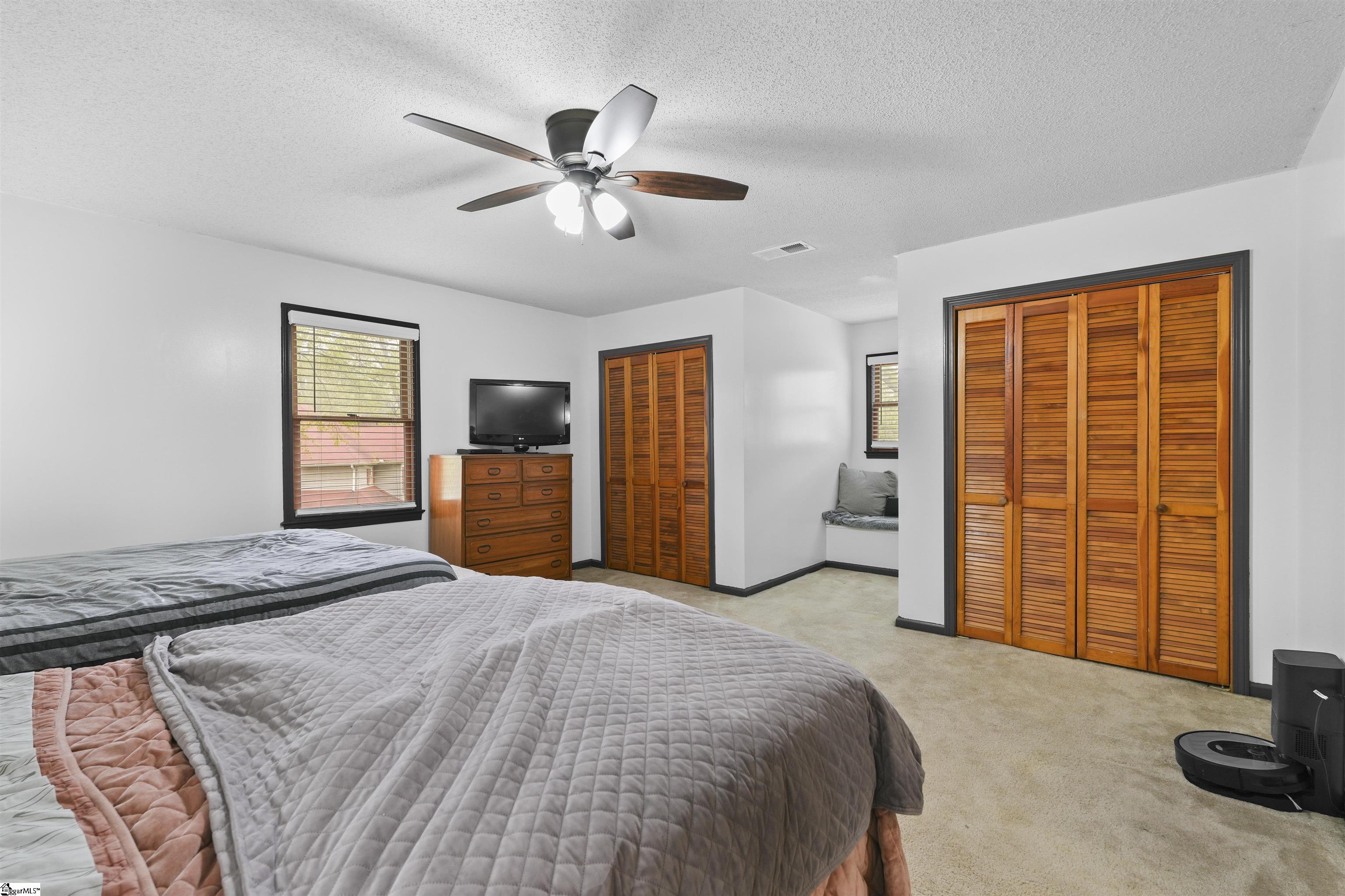 101 J Pearle Court