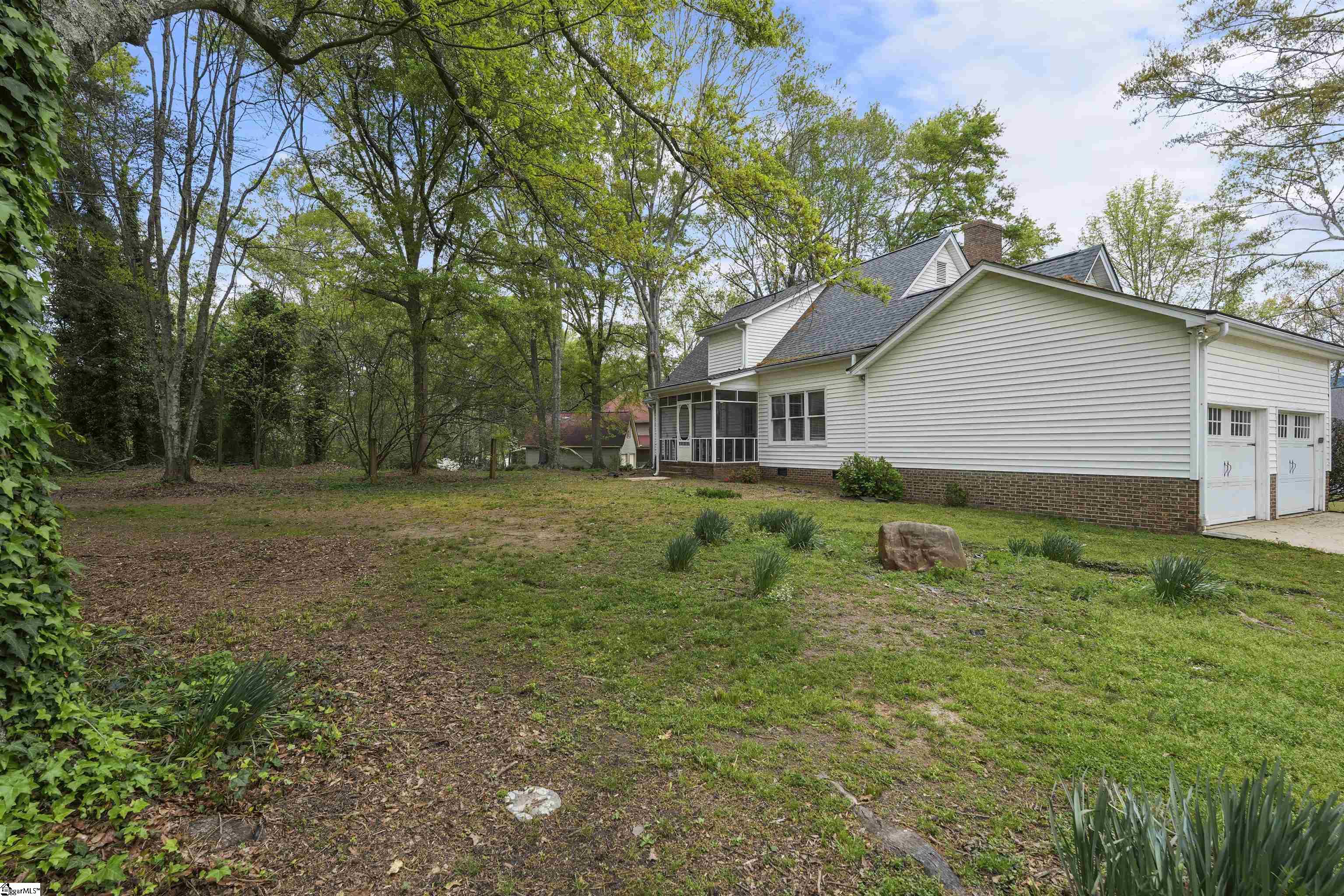 101 J Pearle Court
