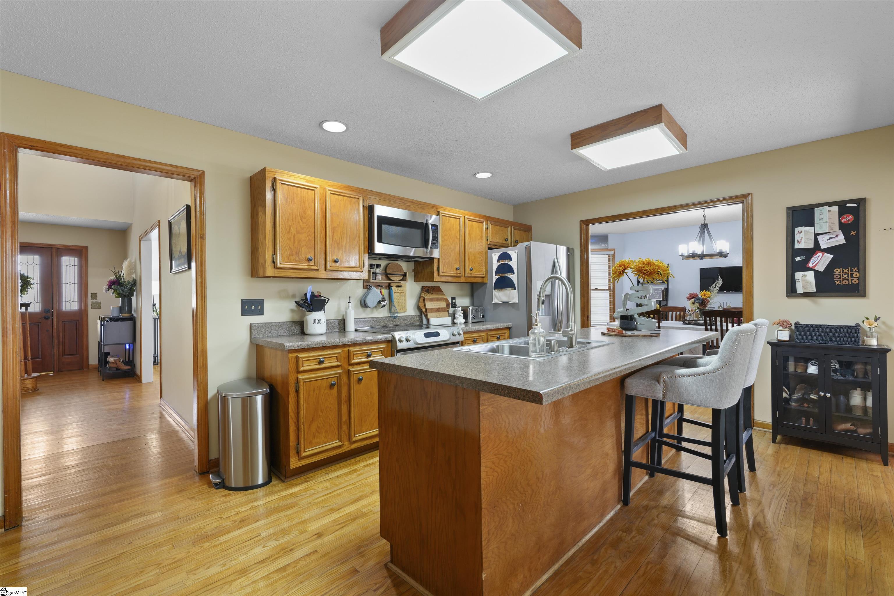 101 J Pearle Court
