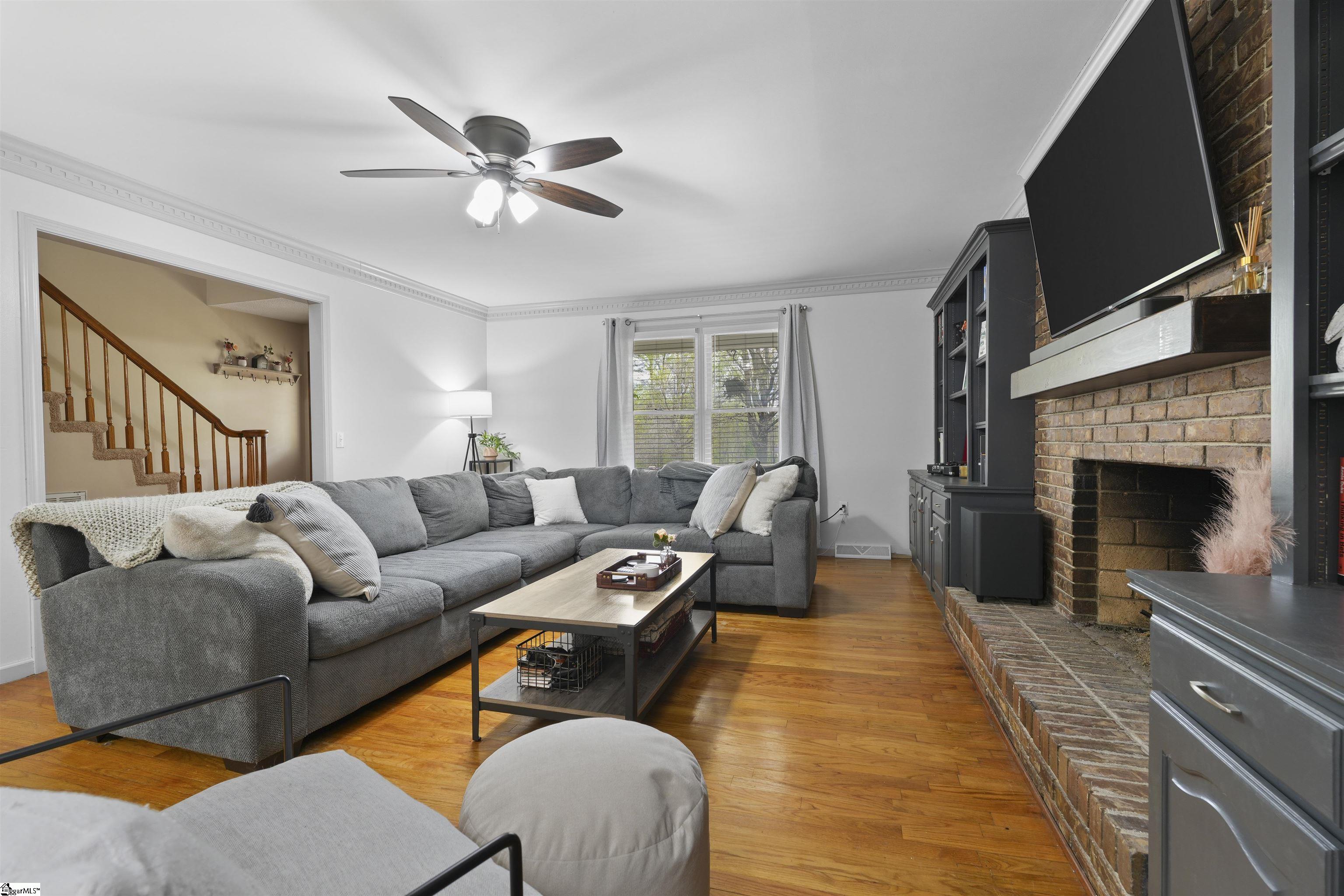 101 J Pearle Court