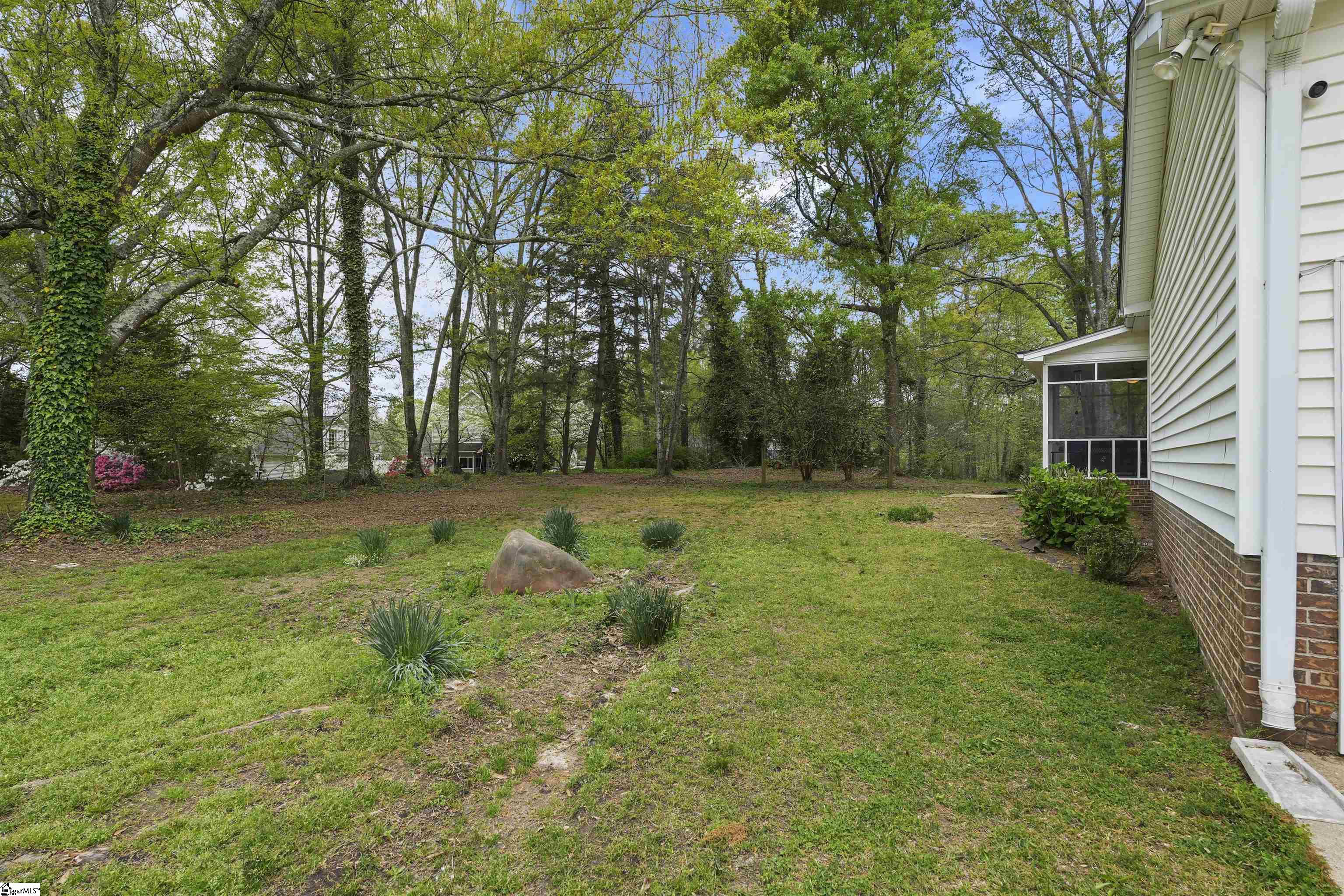 101 J Pearle Court