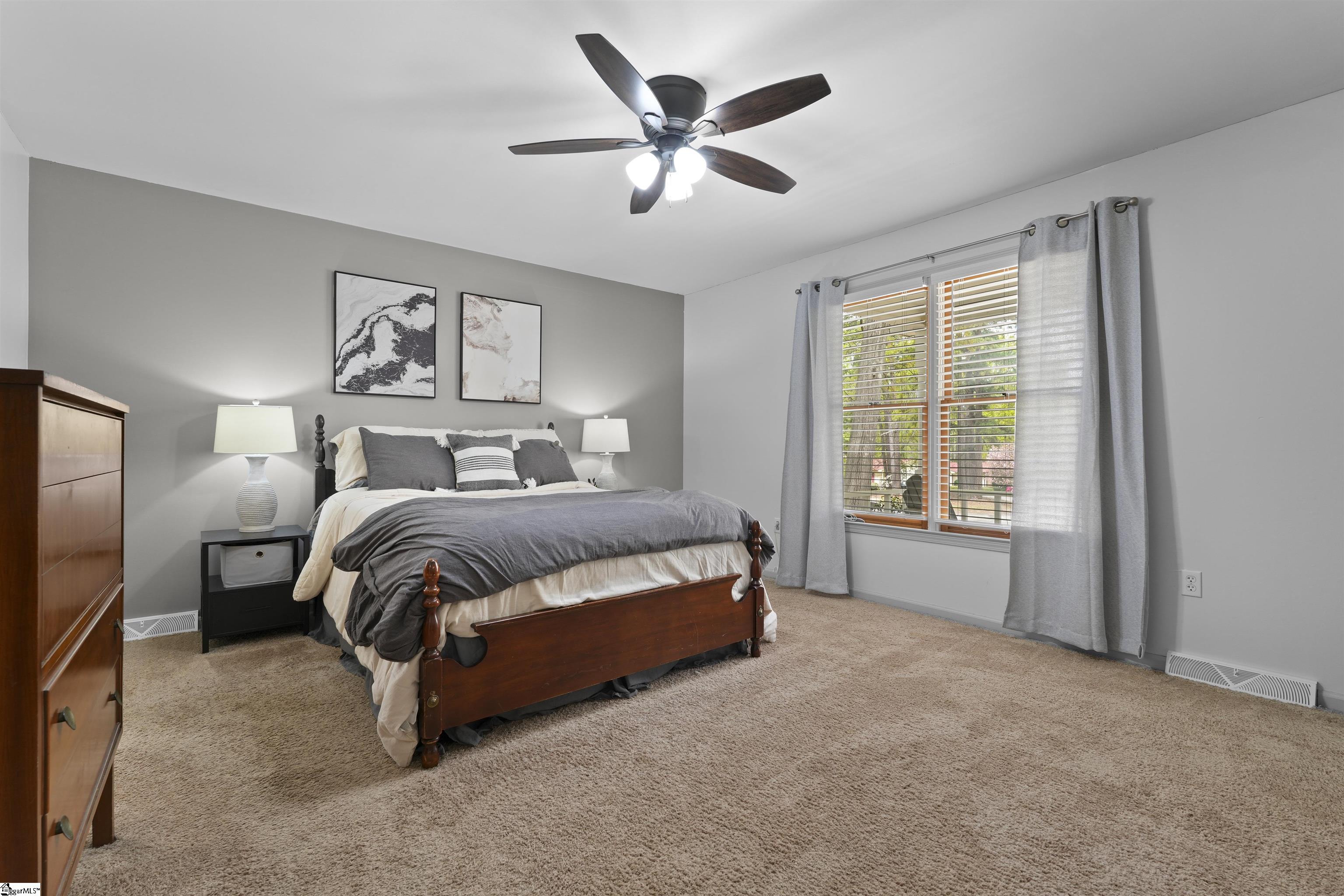101 J Pearle Court