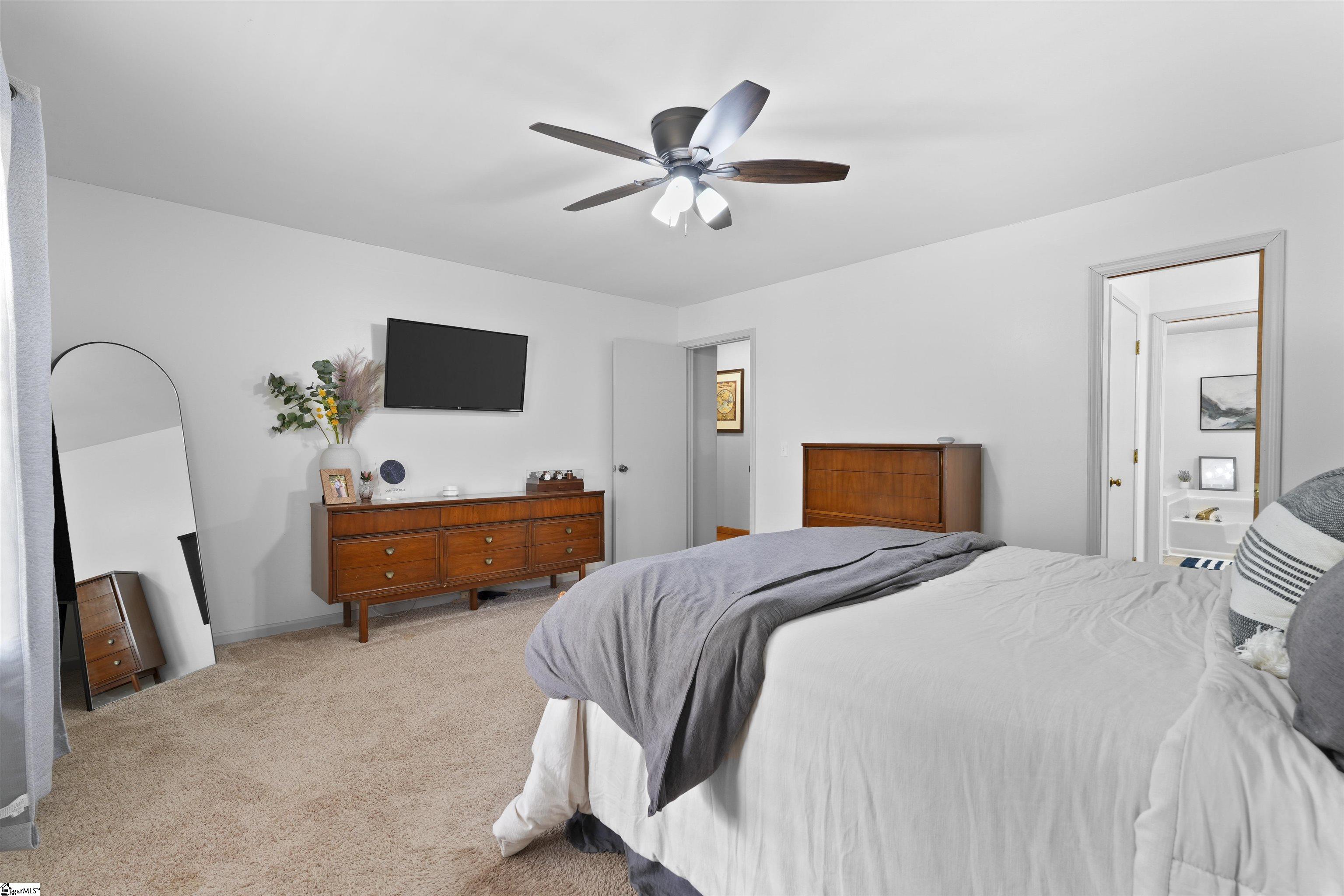 101 J Pearle Court