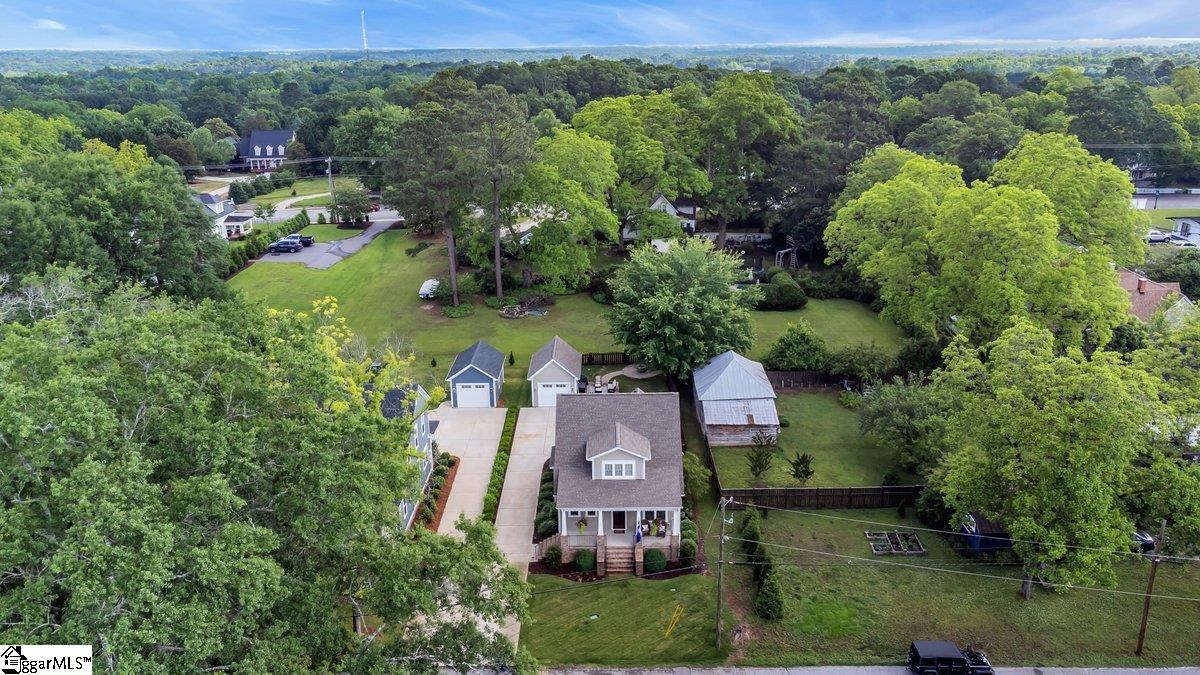 104 Andrews Lane