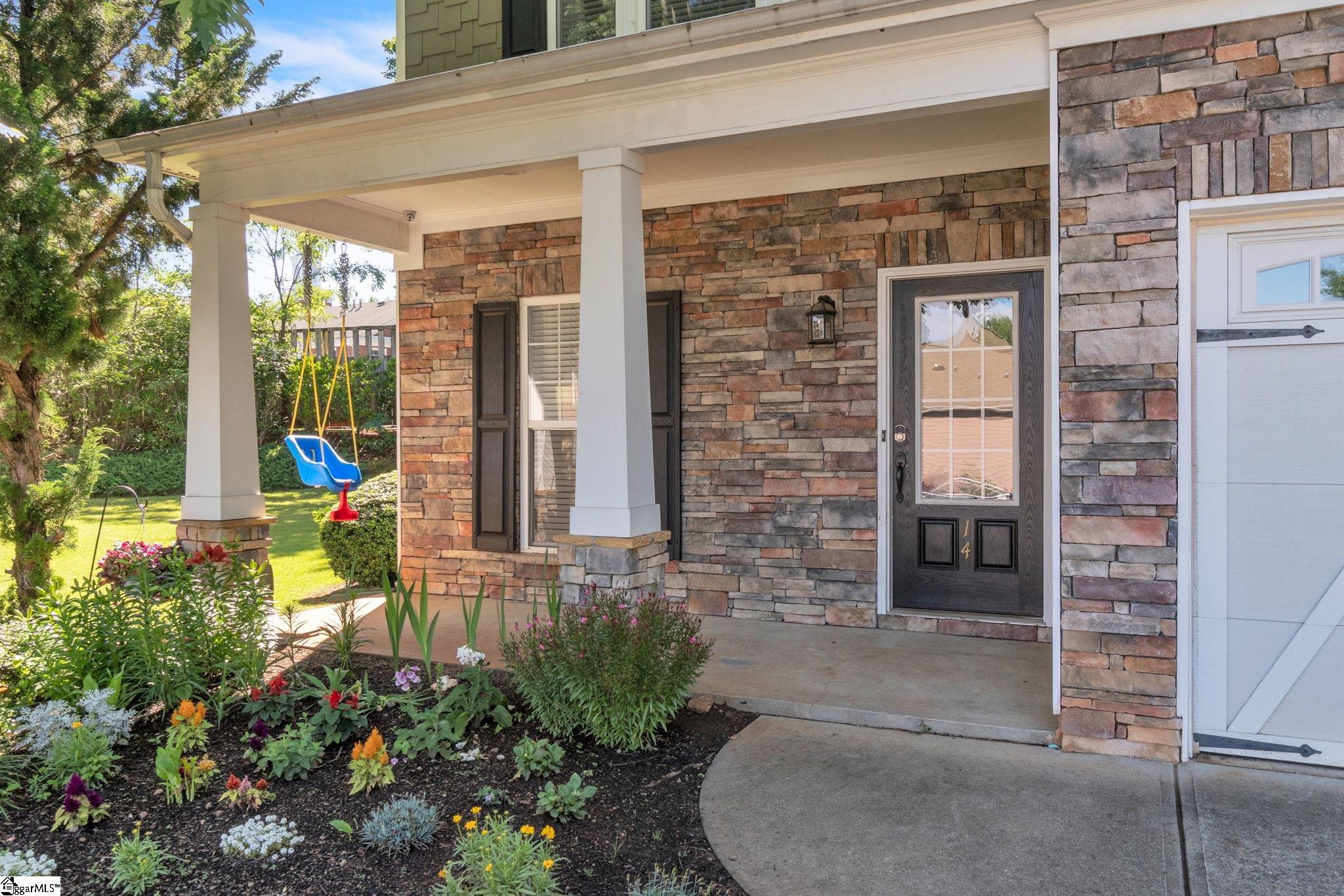 14 Kinderwood Court