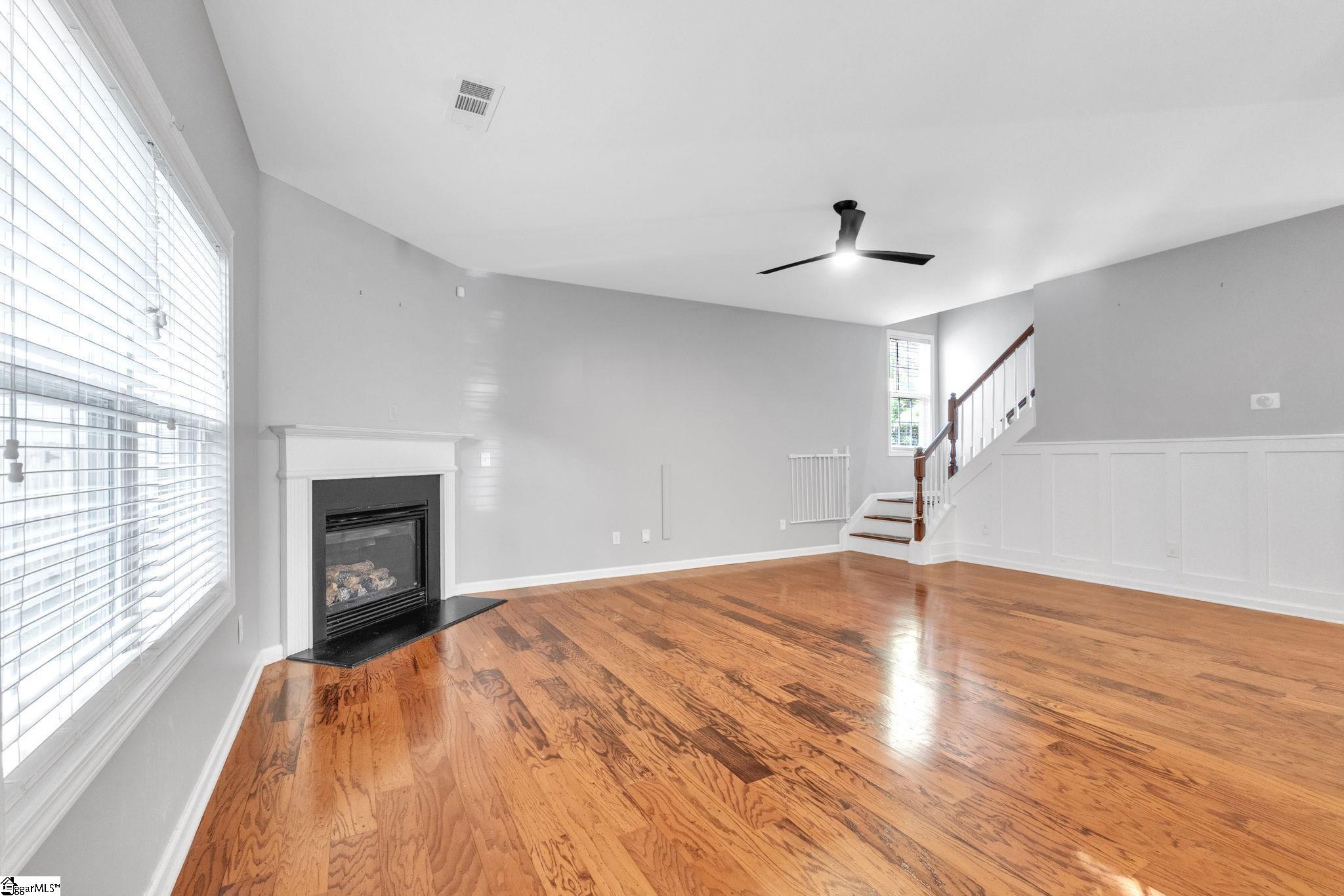 14 Kinderwood Court
