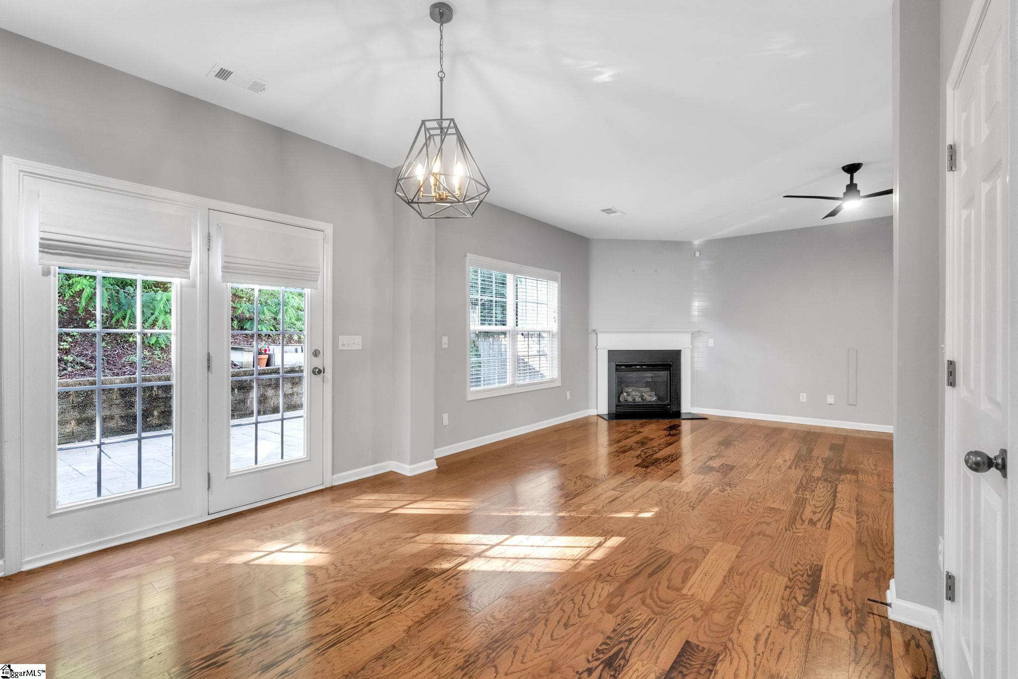 14 Kinderwood Court