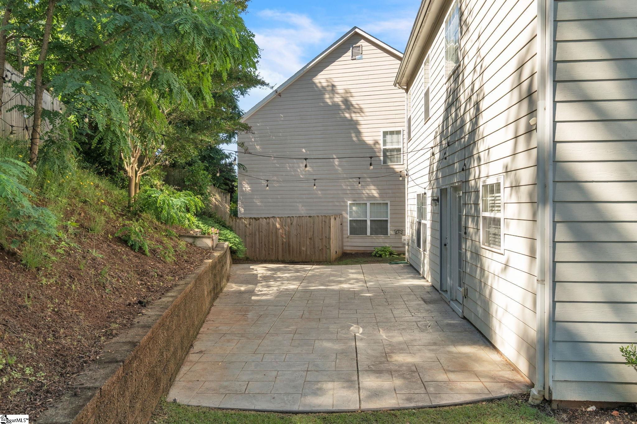 14 Kinderwood Court